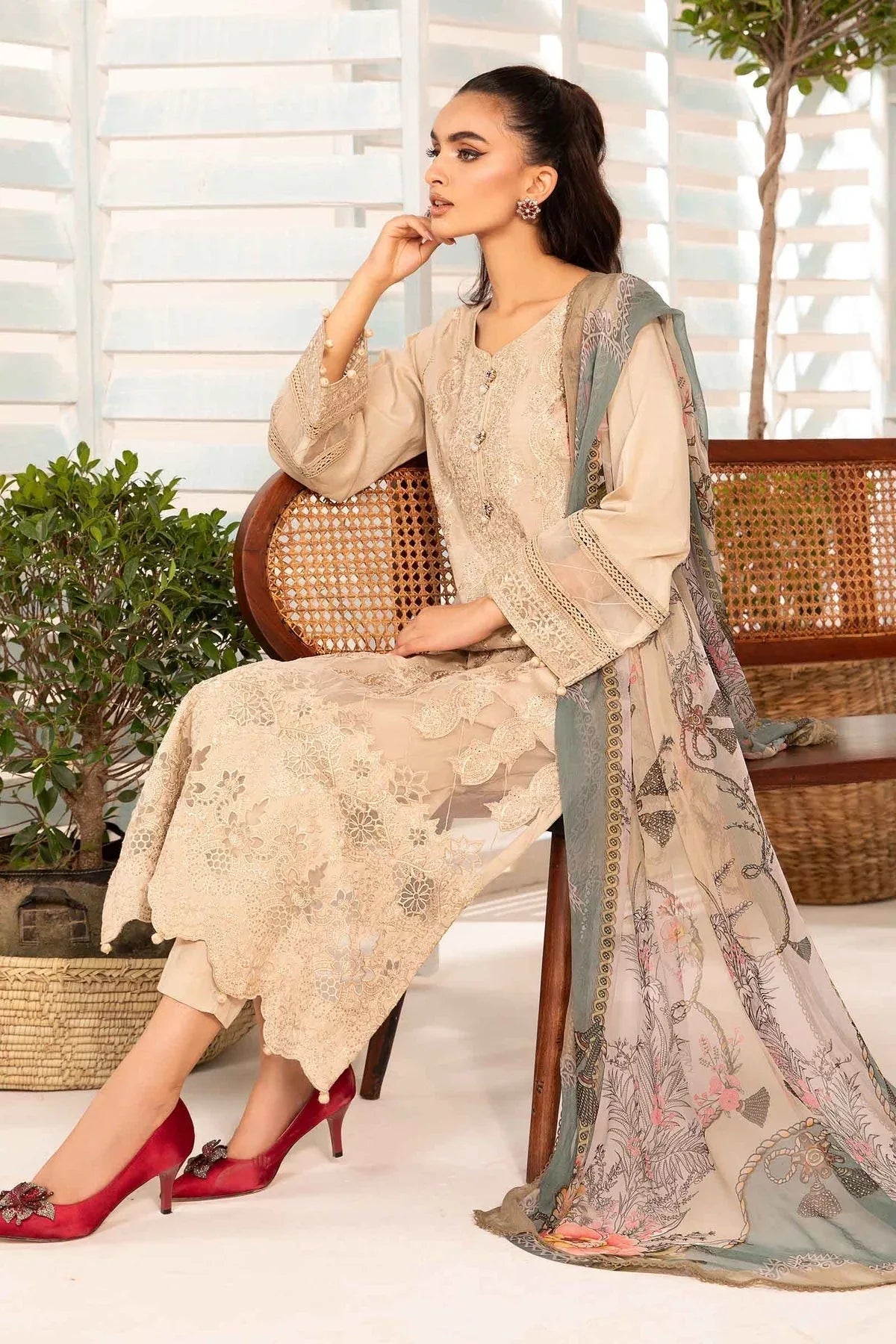 Maria B | Casual Pret 2024 | DW-EA24-04 - Aqsa Fabrics