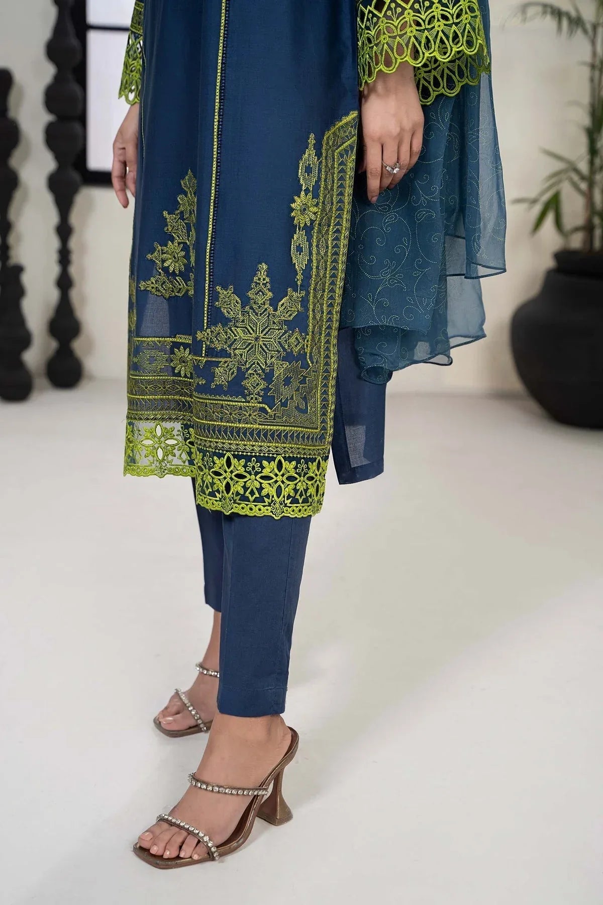 Maria B | Casual Pret 2024 | DW-EF24-103 - Aqsa Fabrics
