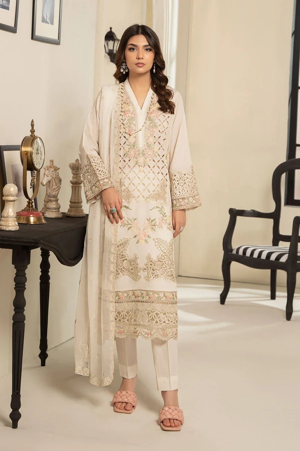 Maria B | Casual Pret 2024 | DW-EF24-17 - Aqsa Fabrics