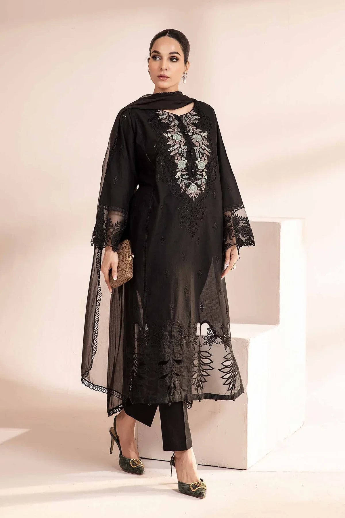 Maria B | Casual Pret 2024 | DW-MN24-02 - Aqsa Fabrics