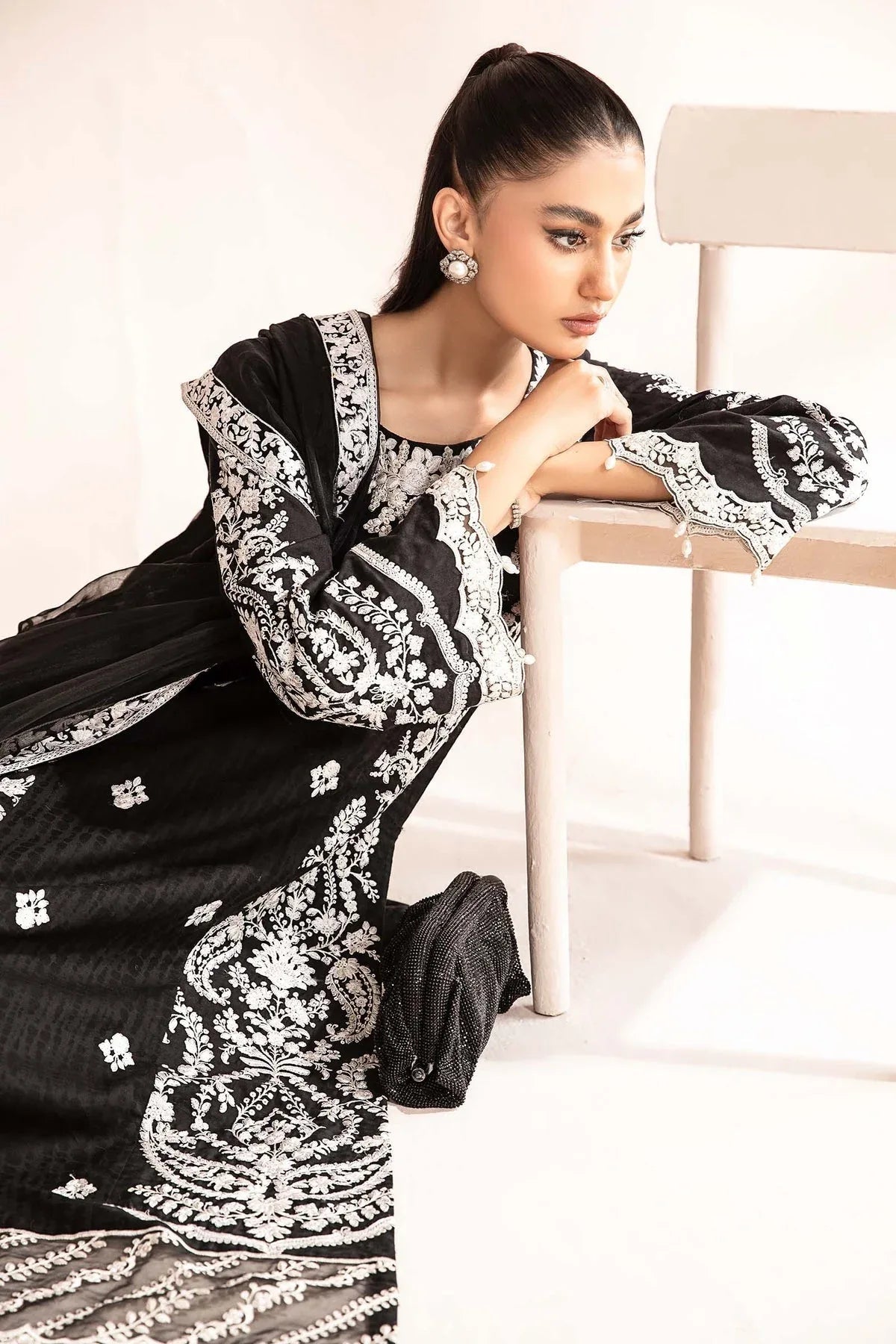 Maria B | Casual Pret 2024 | DW-MN24-04 - Aqsa Fabrics