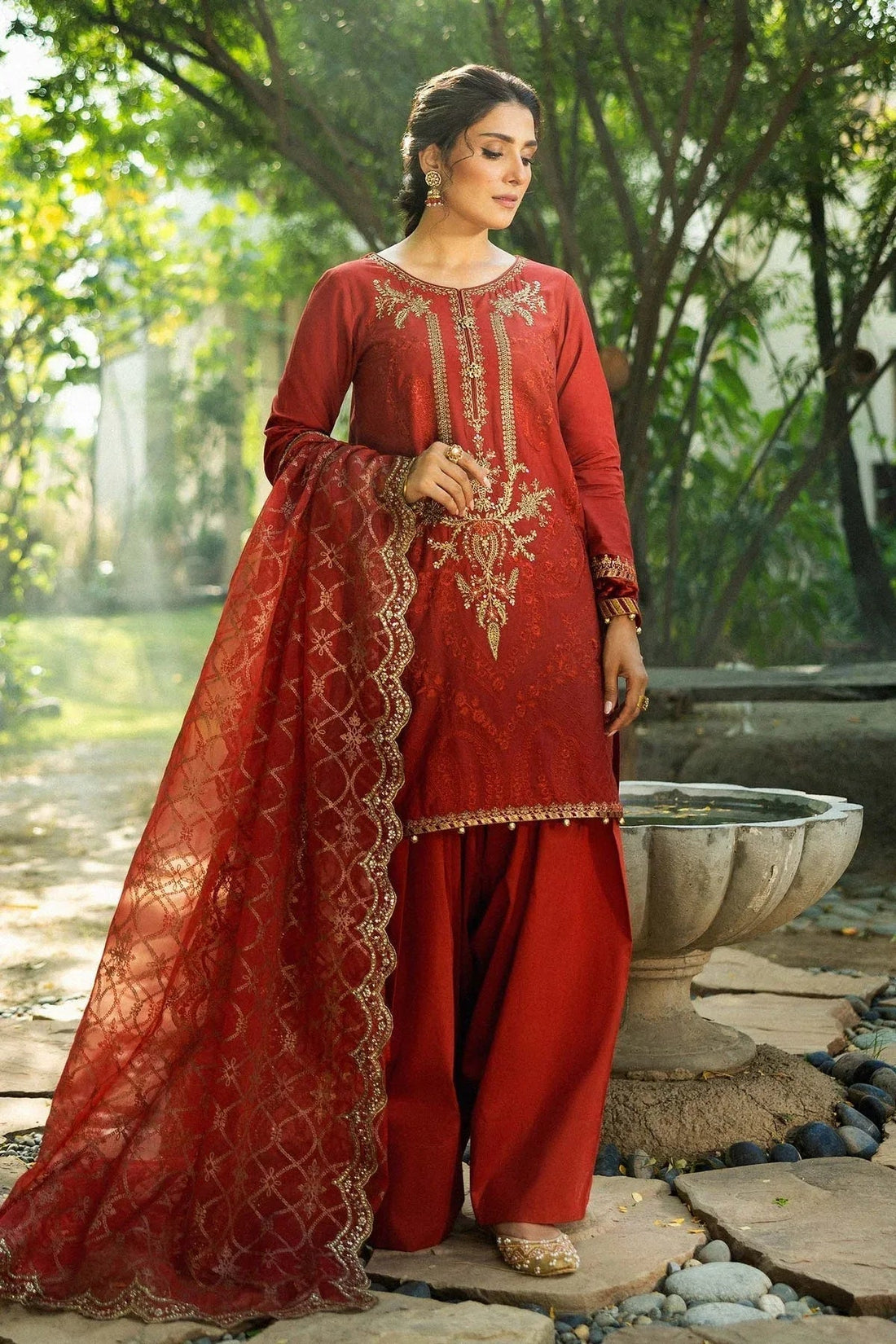 Maria B | Casual Pret 2024 | DW-W24-106 - Aqsa Fabrics