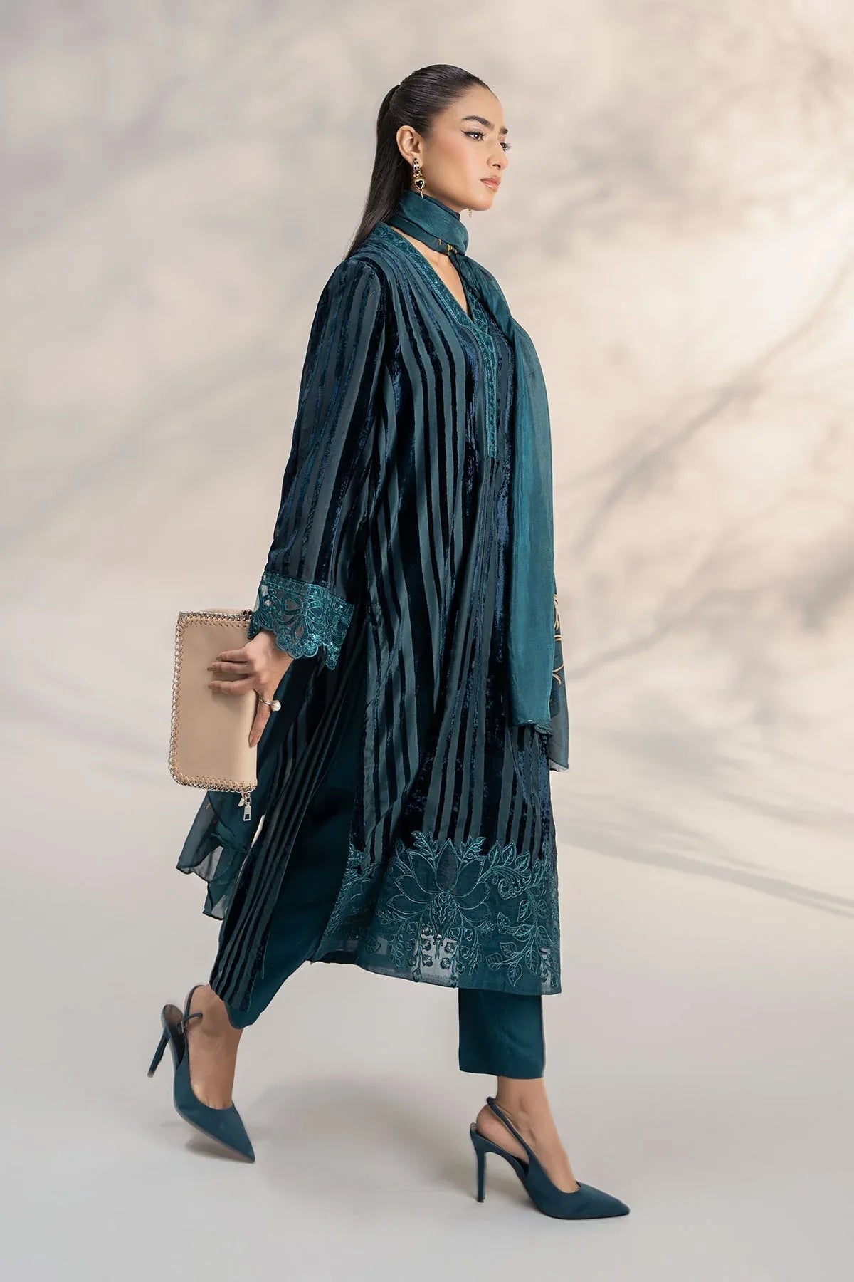 Maria B | Casual Pret 2024 |  DW-W24-173 - Aqsa Fabrics