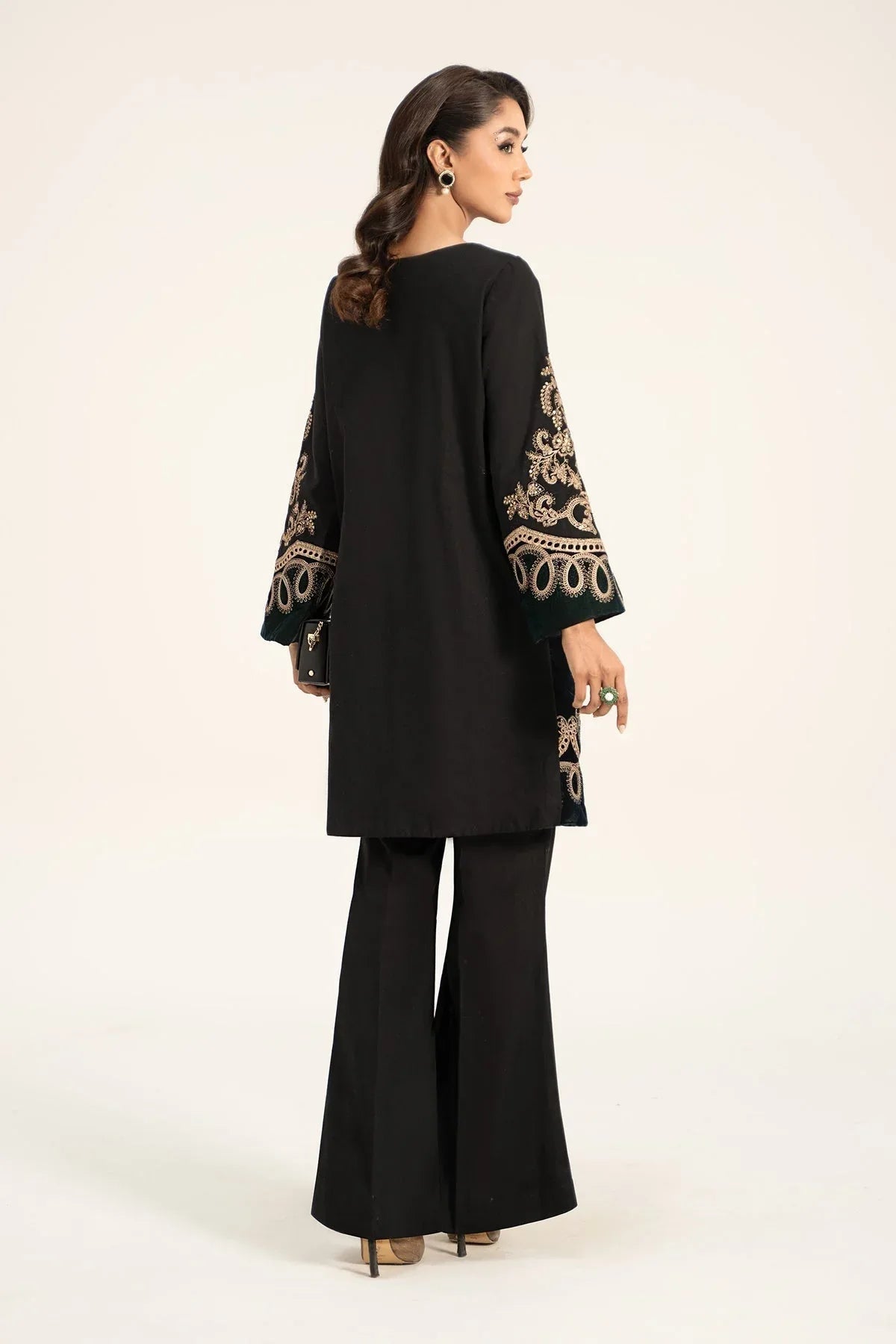 Maria B | Casual Pret 2024 | Khaddar Suit | DW-W24-113 - Aqsa Fabrics