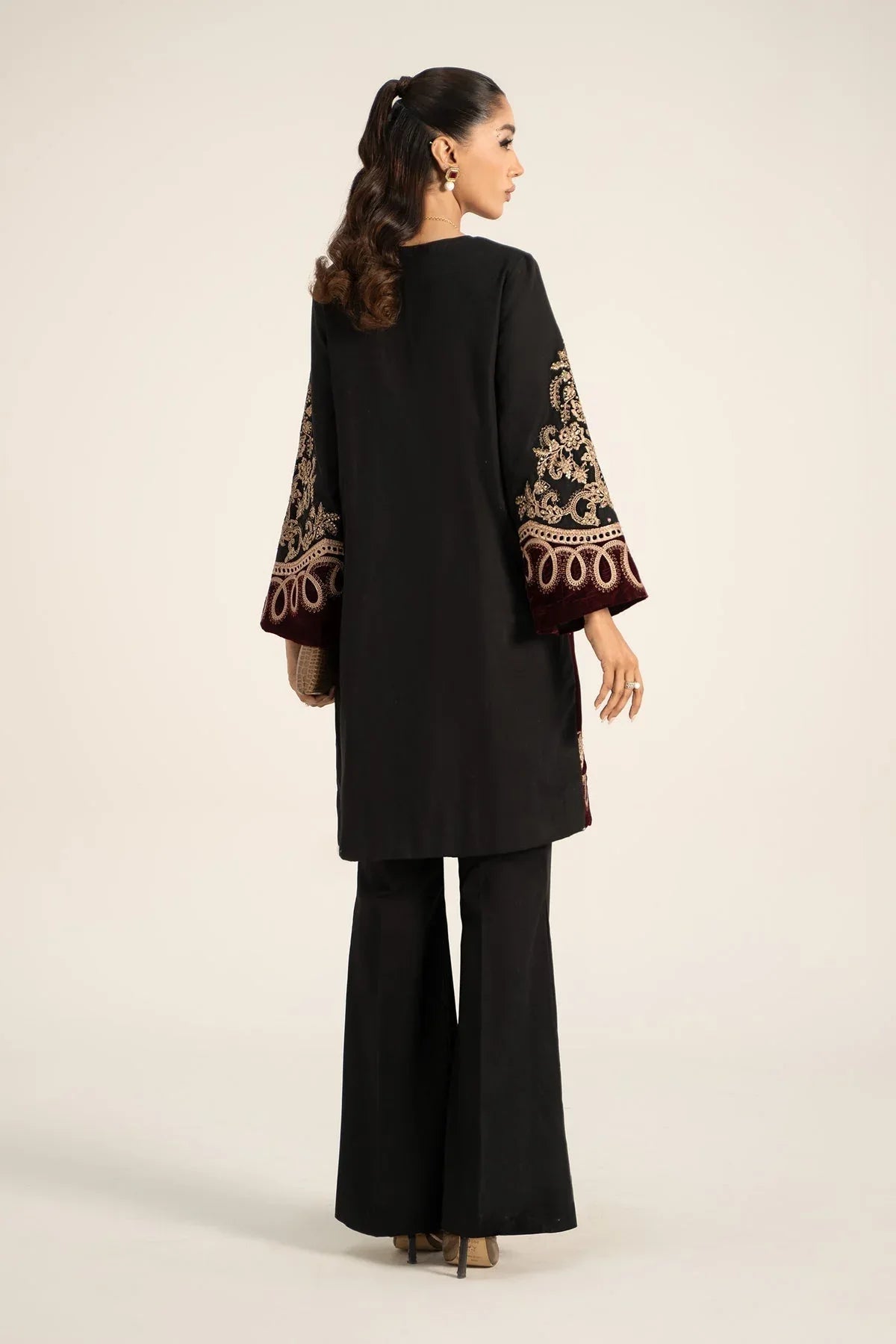 Maria B | Casual Pret 2024 | Khaddar Suit | DW-W24-113 - Aqsa Fabrics