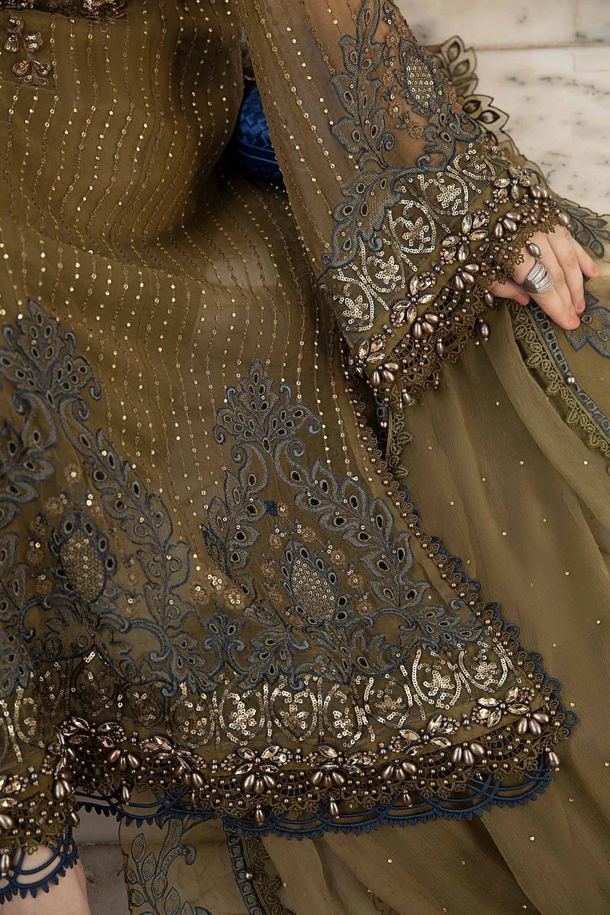 Maria B | Chiffon Formals 24 | Chiffon Suit | MPC-24-108 - Aqsa Fabrics