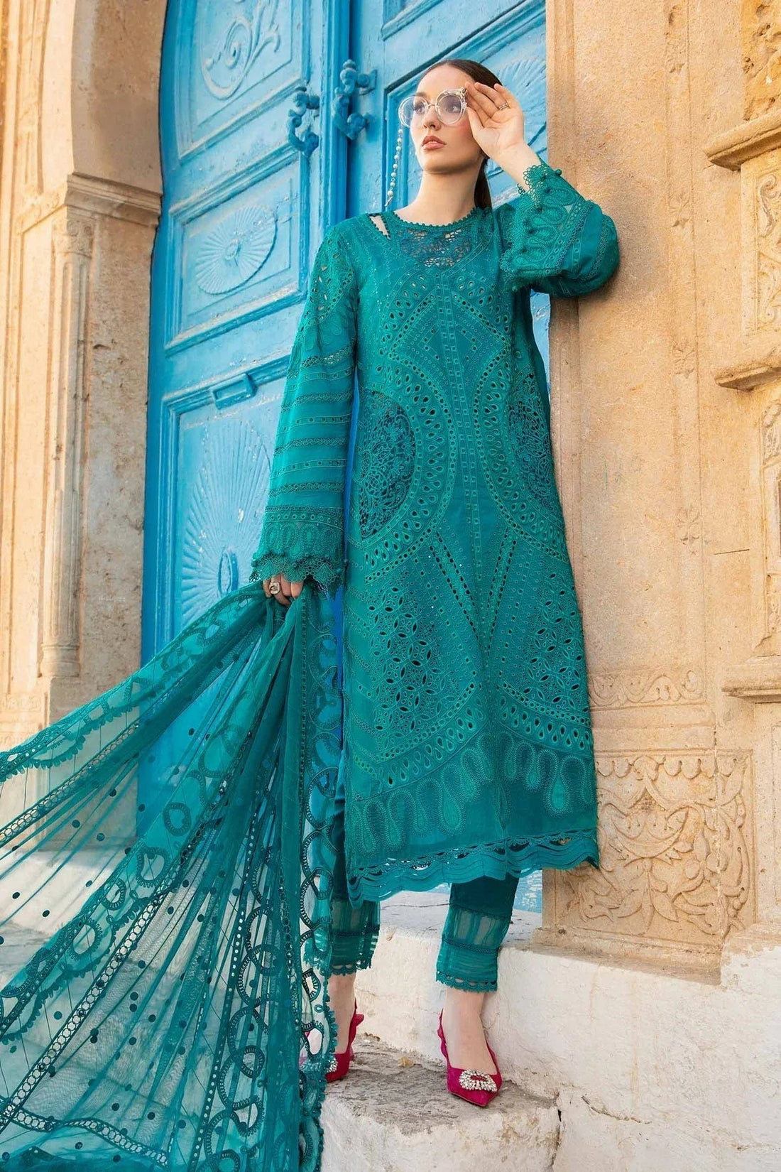 Maria B - D-2402-A - Lawn - Aqsa Fabrics