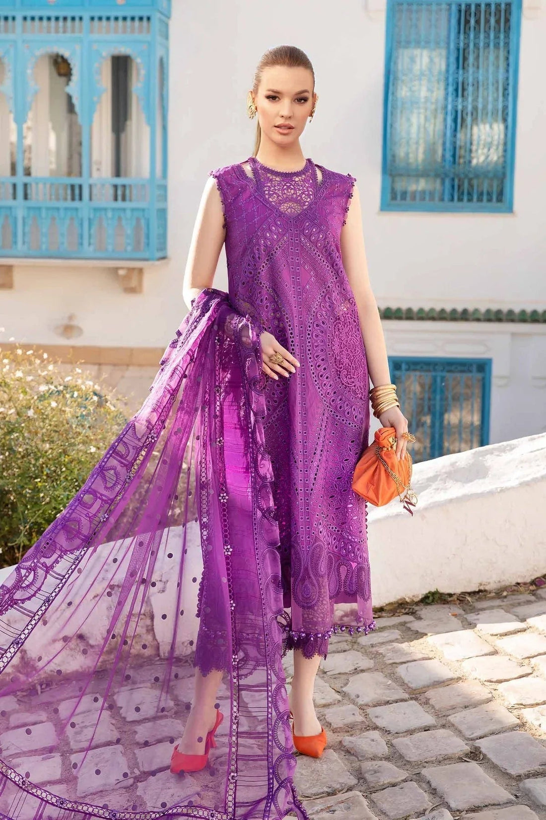 Maria B - D-2402-B - Lawn - Aqsa Fabrics