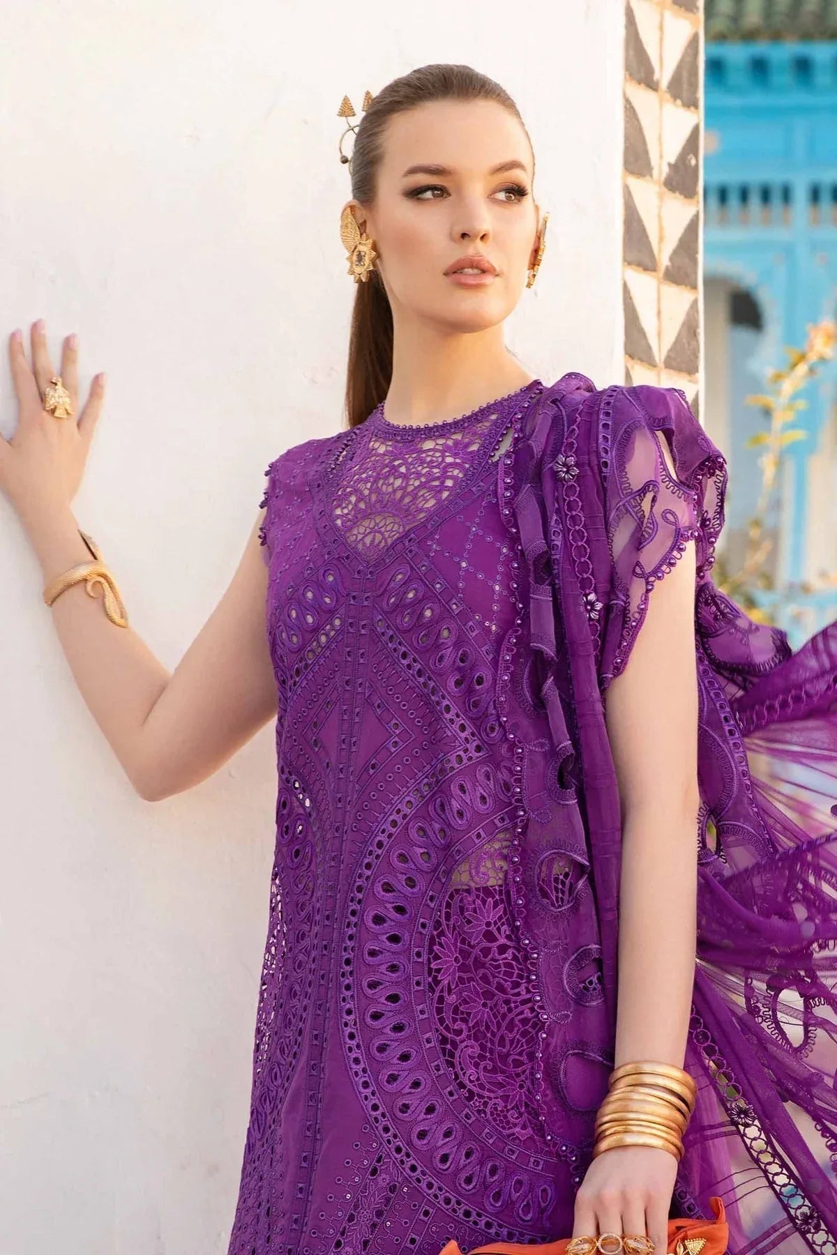 Maria B - D-2402-B - Lawn - Aqsa Fabrics