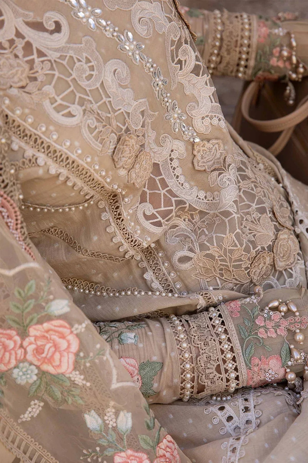 Maria B - D-2410-A - Lawn - Aqsa Fabrics