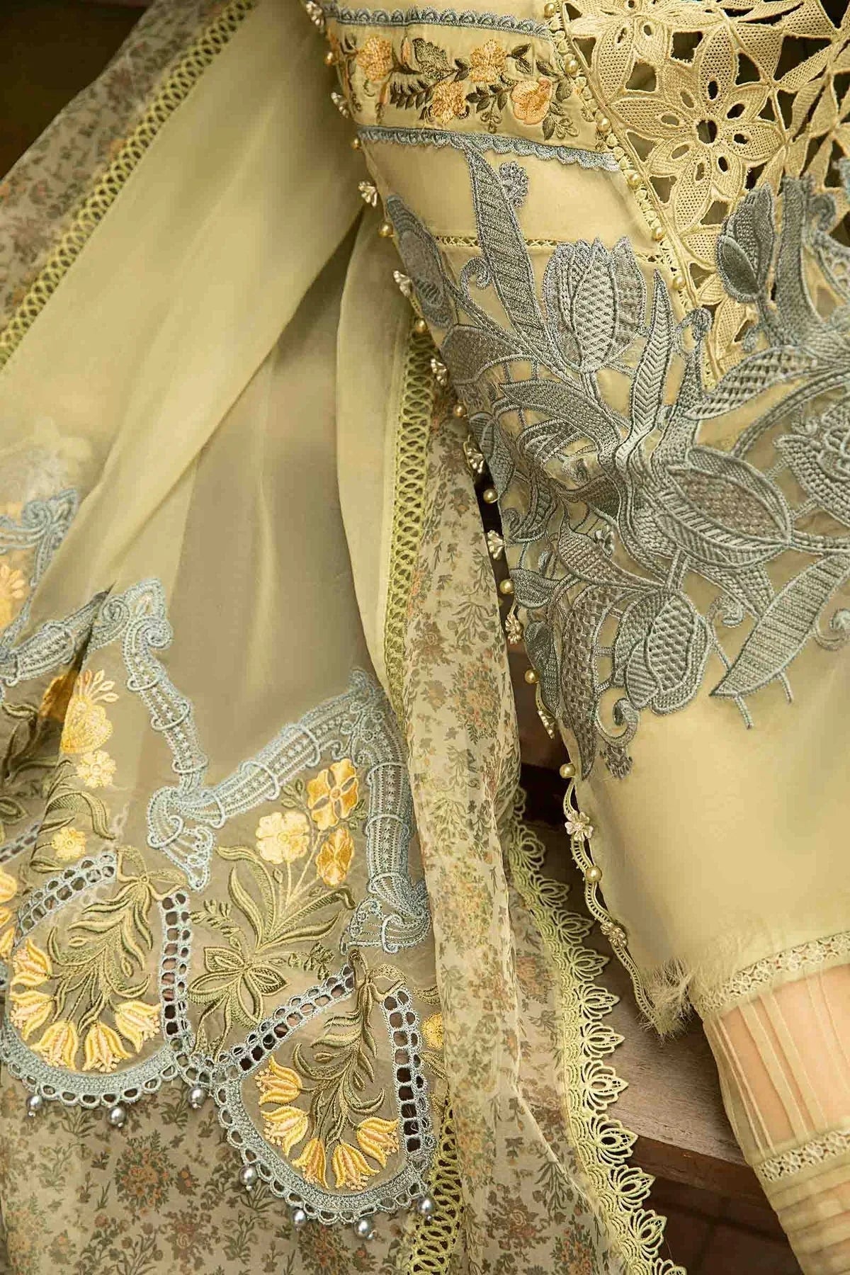 Maria B - D-2410 - Aqsa Fabrics
