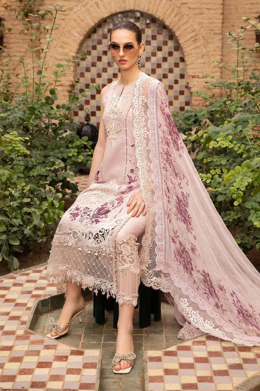 Maria B - D-2414-A - Lawn - Aqsa Fabrics