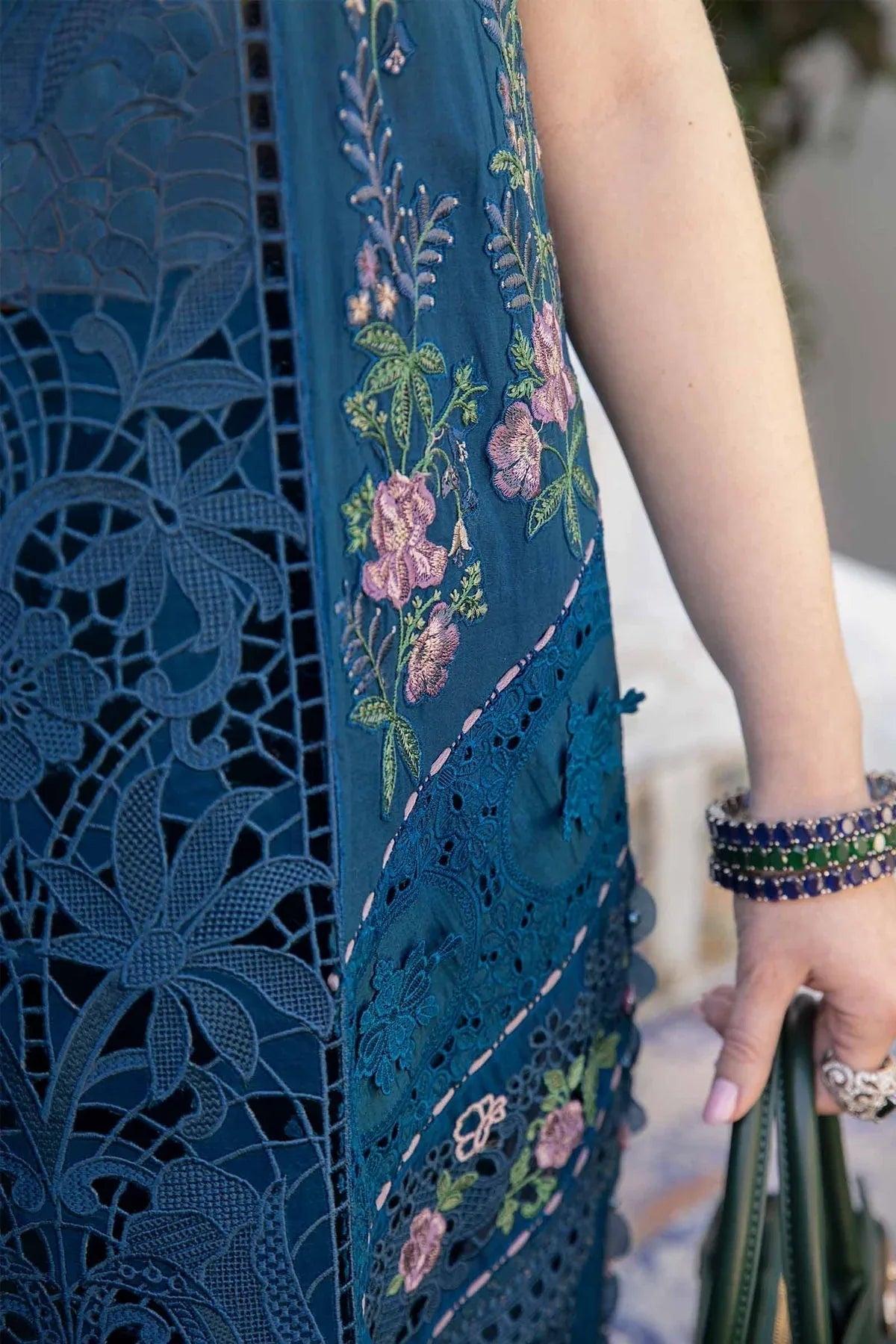 Maria B - D-2415-A - Lawn - Aqsa Fabrics