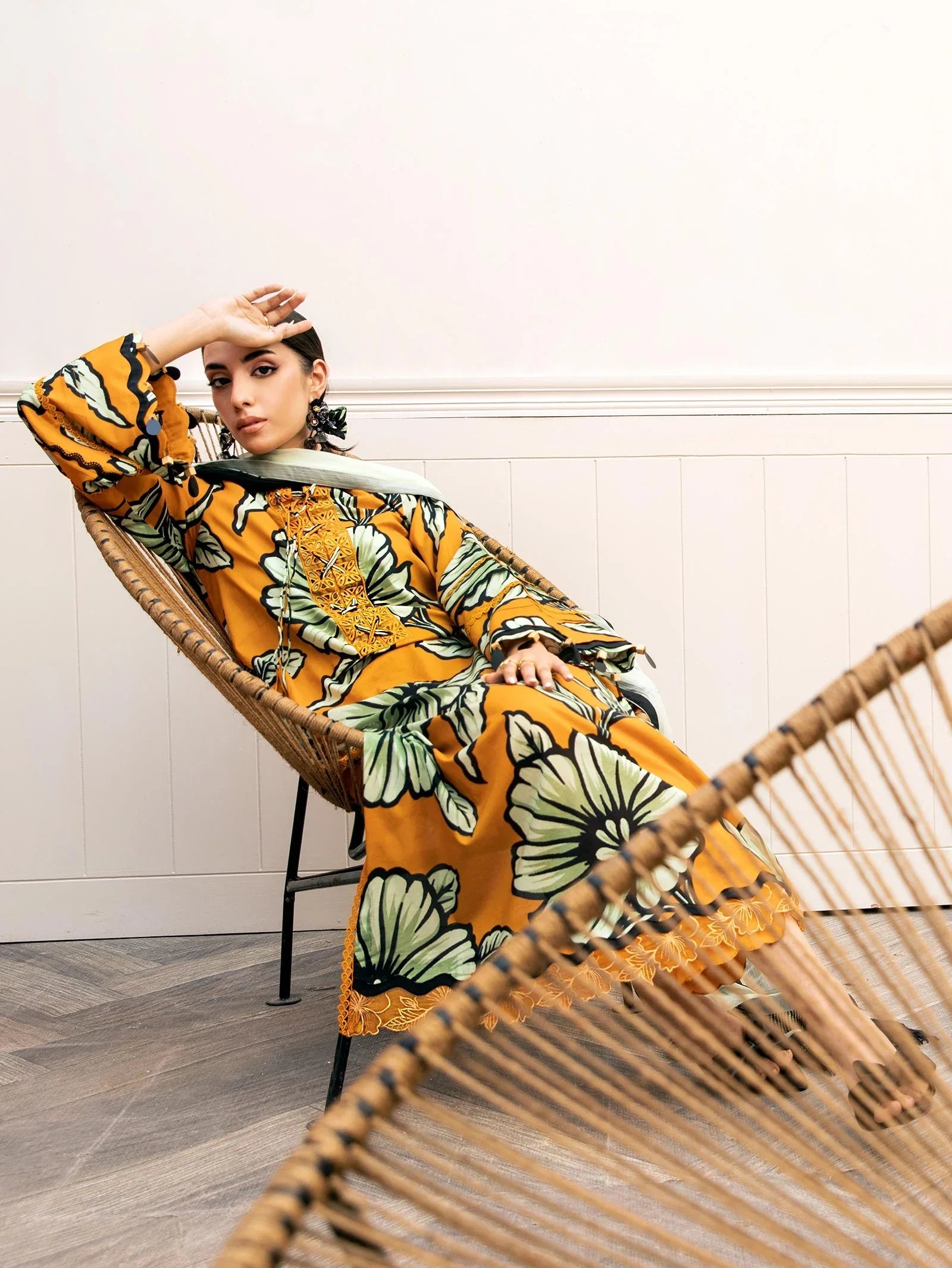 Maria B | Eid Basic Lawn | MB-CUS25-902A - Aqsa Fabrics