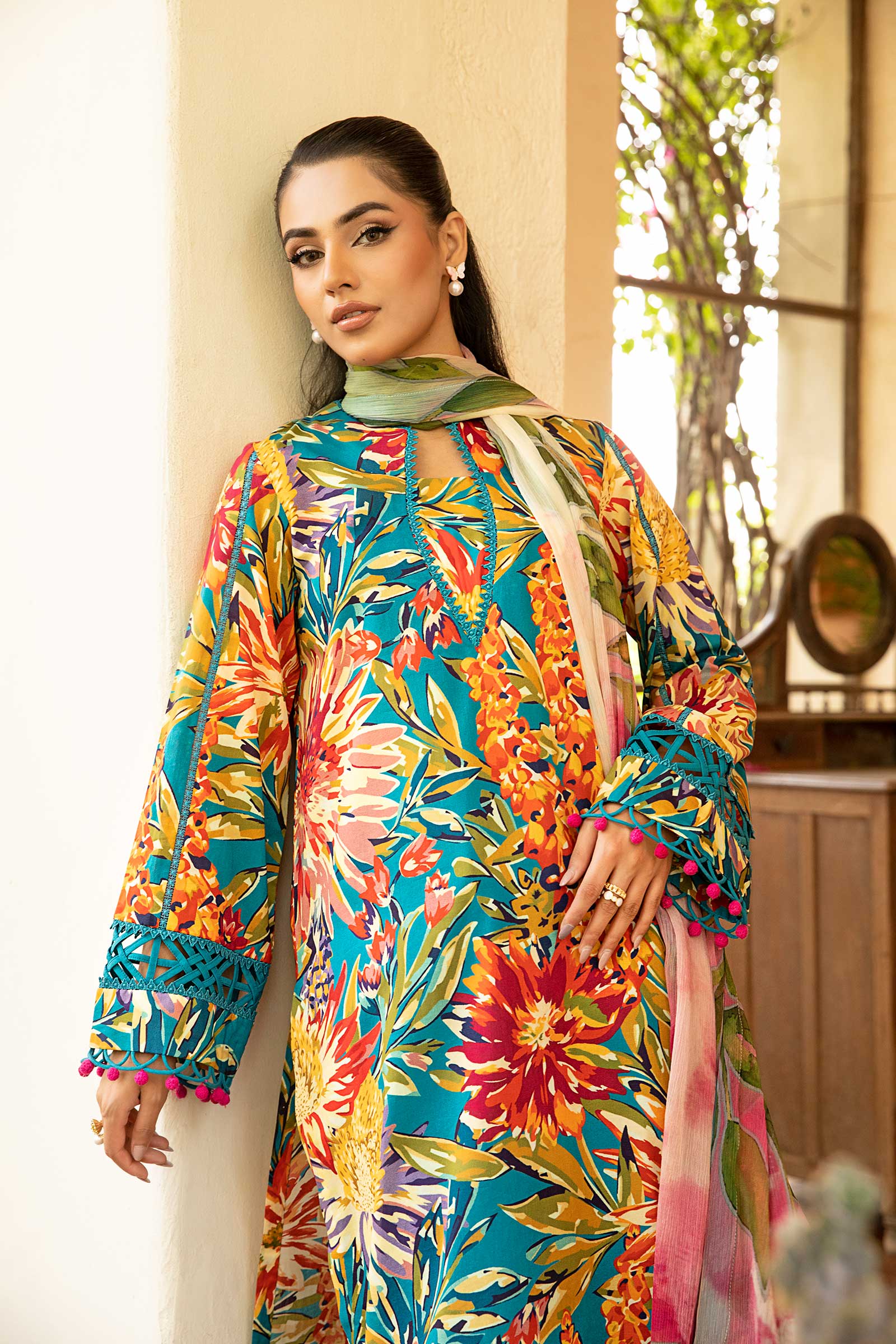 Maria B | Eid Basic Lawn | MB-CUS25-903A - Aqsa Fabrics