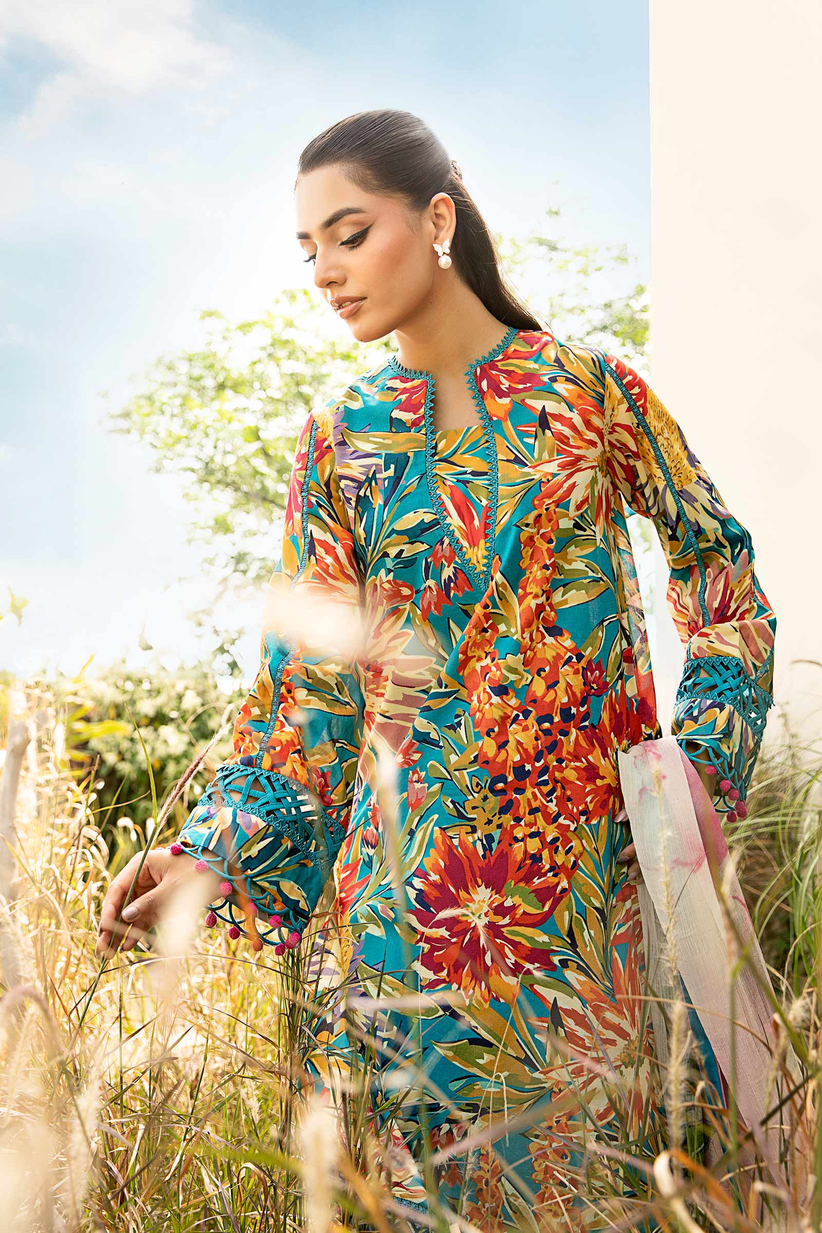 Maria B | Eid Basic Lawn | MB-CUS25-903A - Aqsa Fabrics