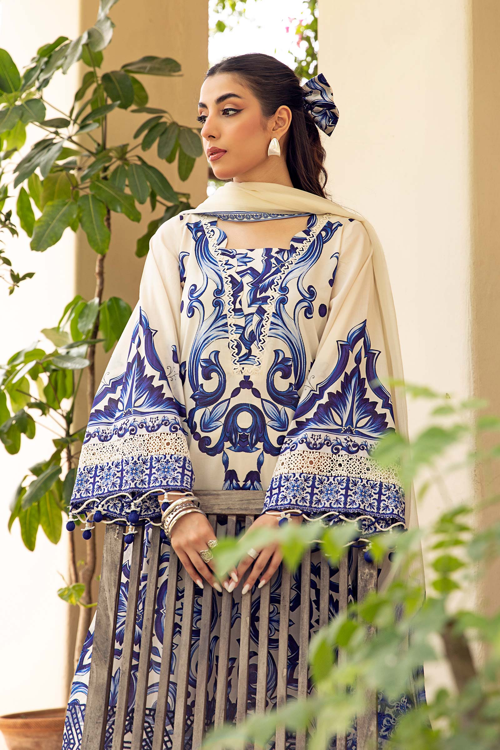 Maria B | Eid Basic Lawn | MB-CUS25-904A - Aqsa Fabrics
