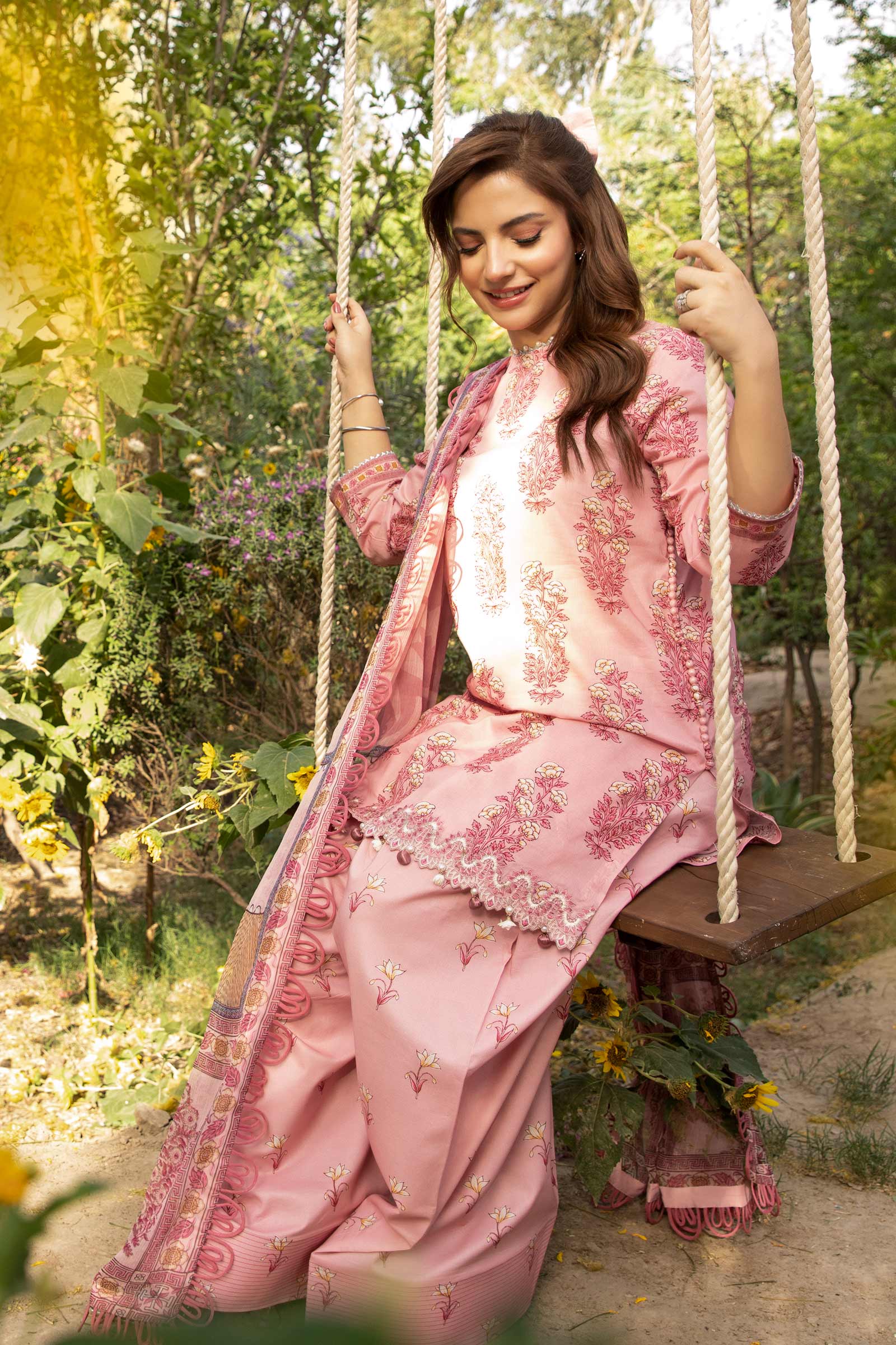 Maria B | Eid Basic Lawn | MB-CUS25-908A - Aqsa Fabrics