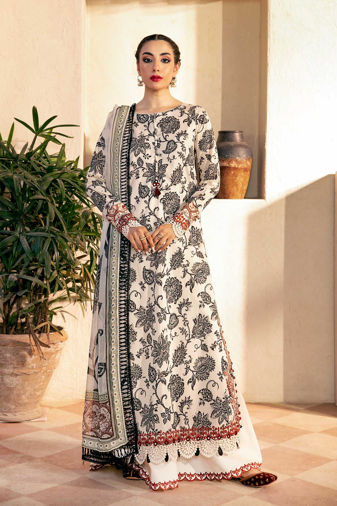 Maria B | Eid Basic Lawn | MB-CUS25-909A - Aqsa Fabrics