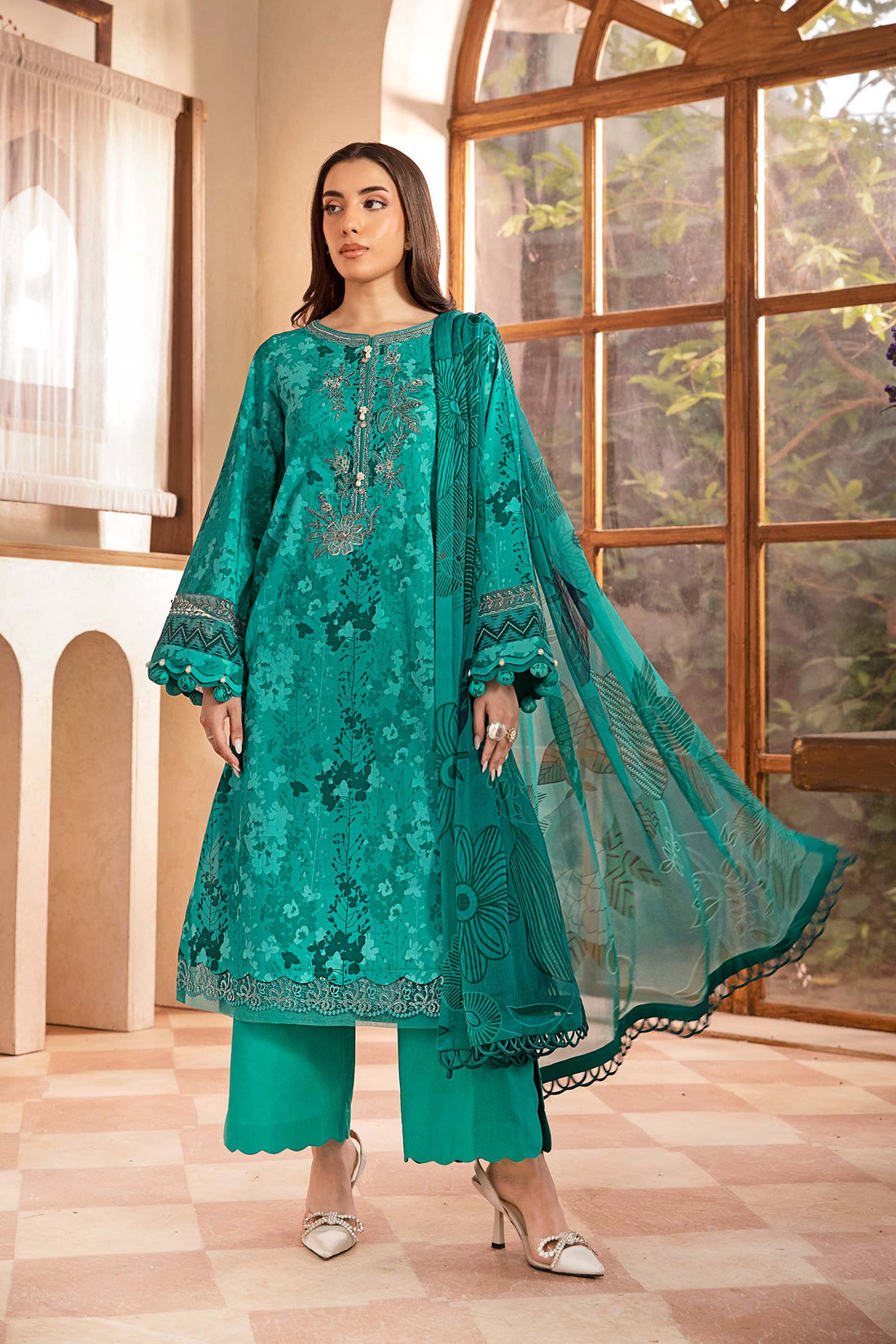 Maria B | Eid Basic Lawn | MB-CUS25-910A - Aqsa Fabrics