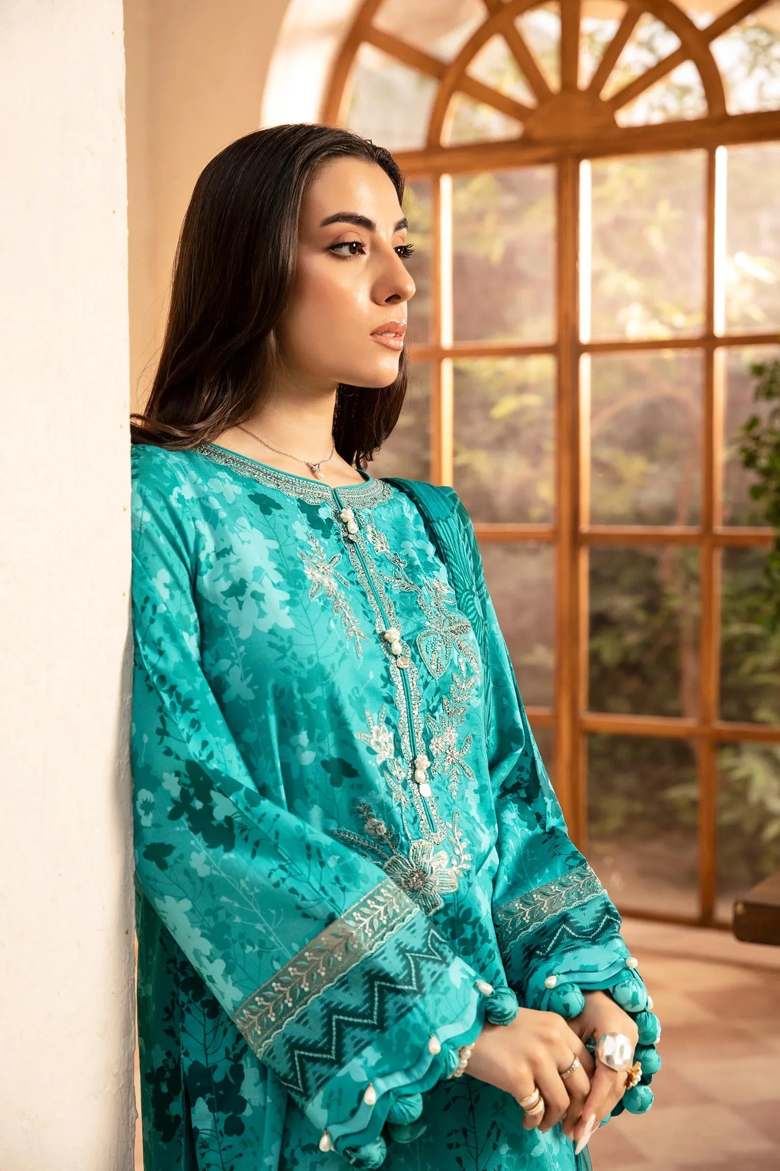 Maria B | Eid Basic Lawn | MB-CUS25-910A - Aqsa Fabrics