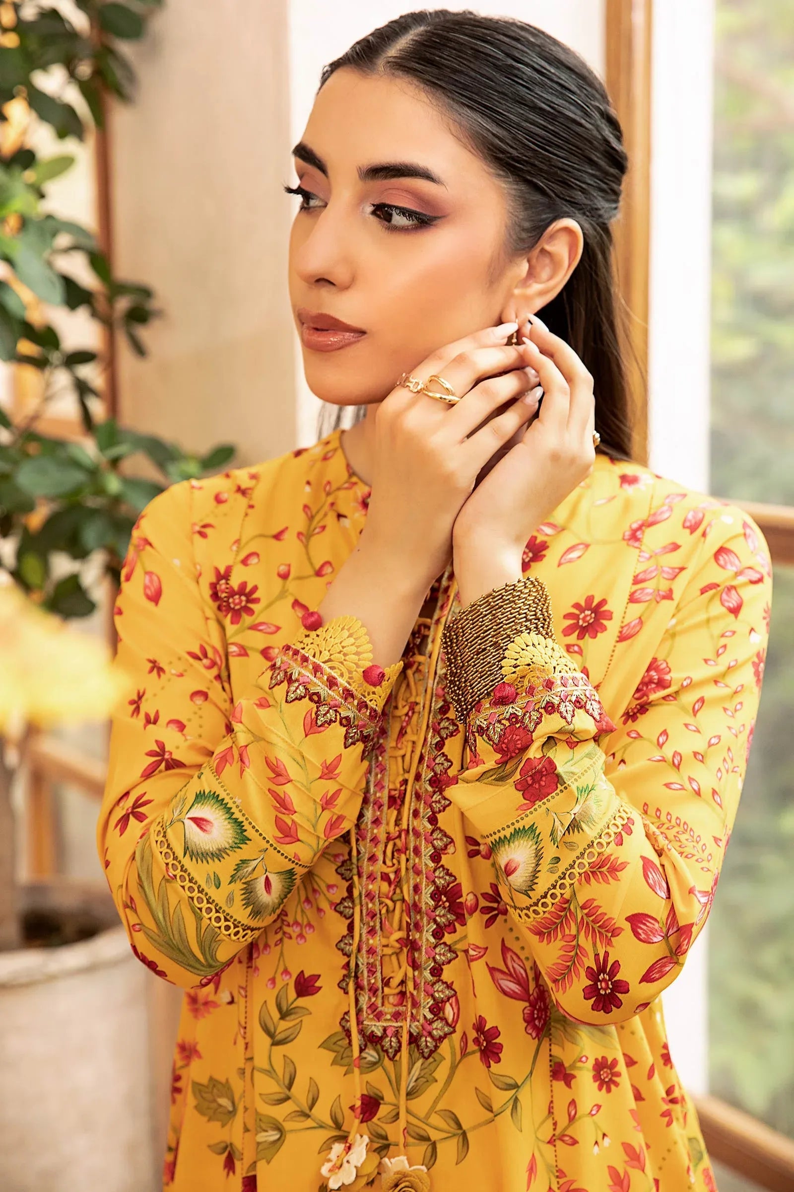 Maria B | Eid Basic Lawn | MB-CUS25-912A - Aqsa Fabrics