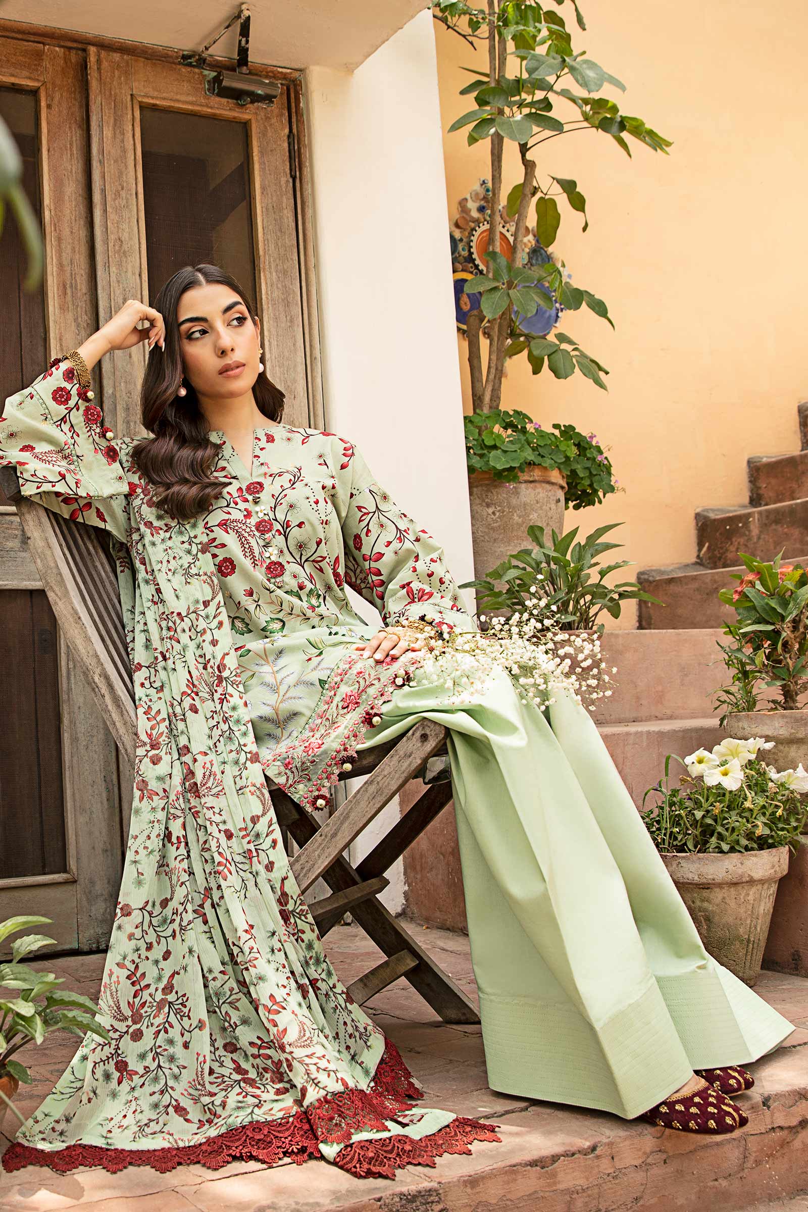 Maria B | Eid Basic Lawn | MB-CUS25-912B - Aqsa Fabrics