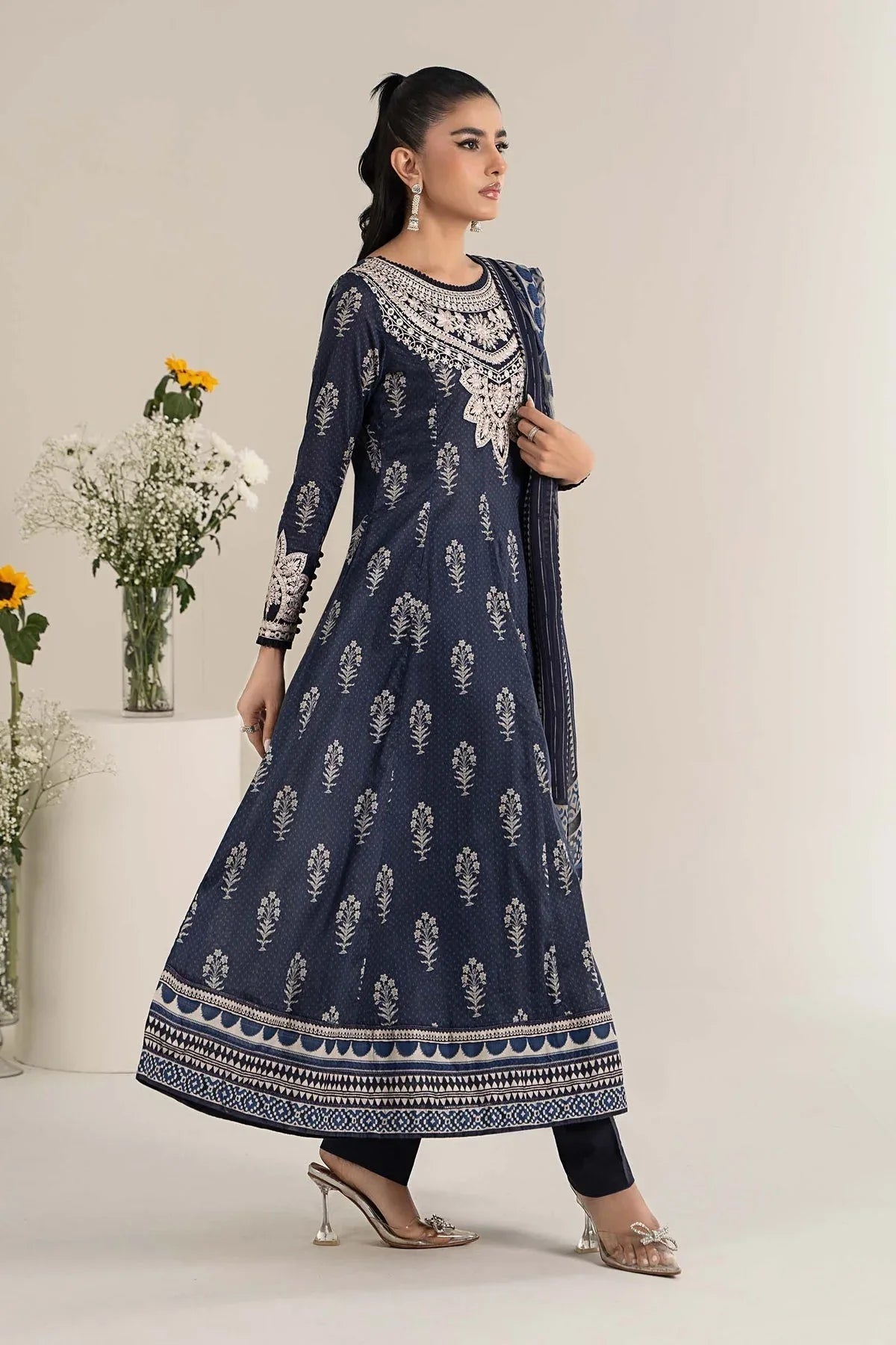 Maria B | Formal Wears | DW-EF25-22 - Aqsa Fabrics