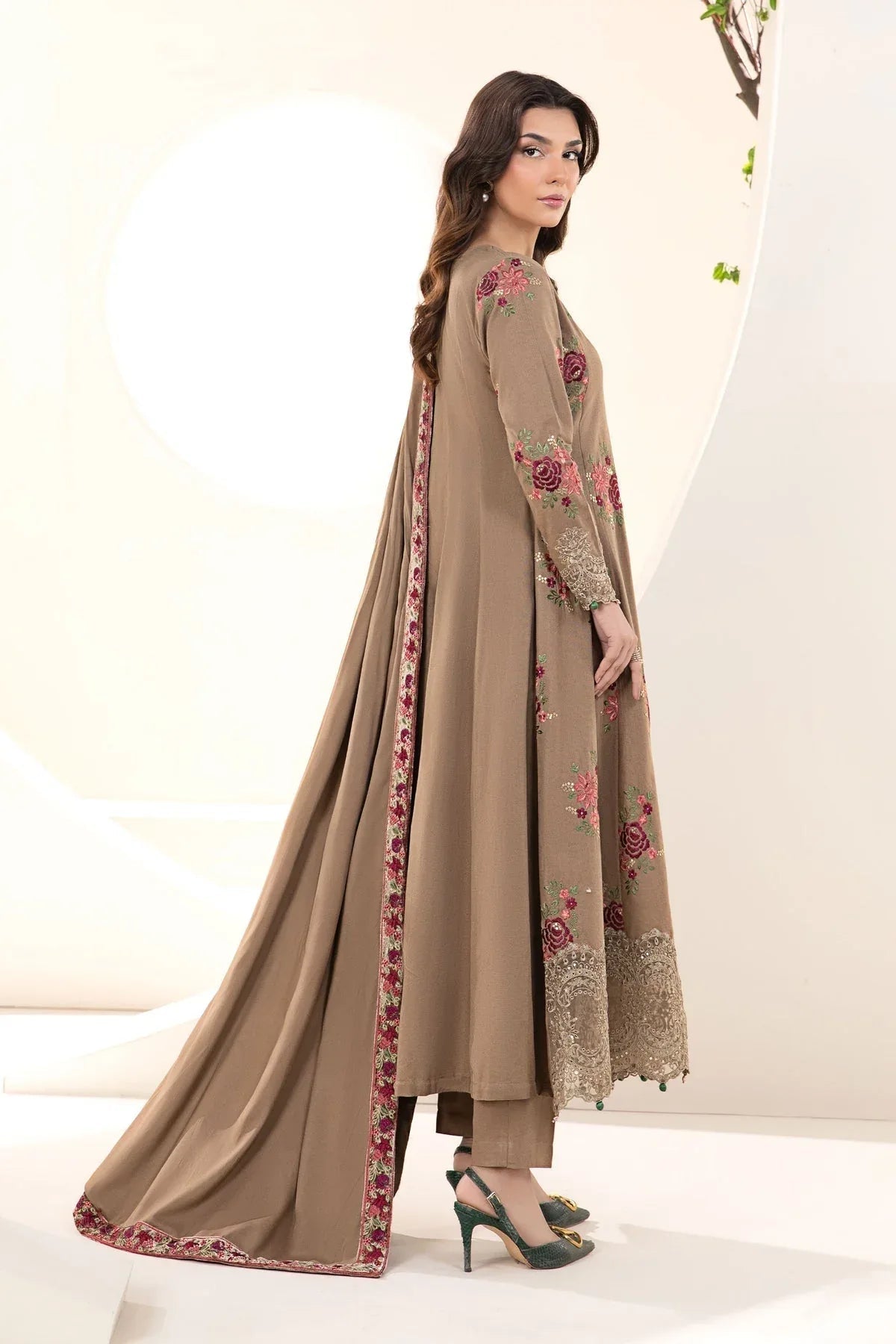 Maria B | Formal Wears | DW-W24-33 - Aqsa Fabrics