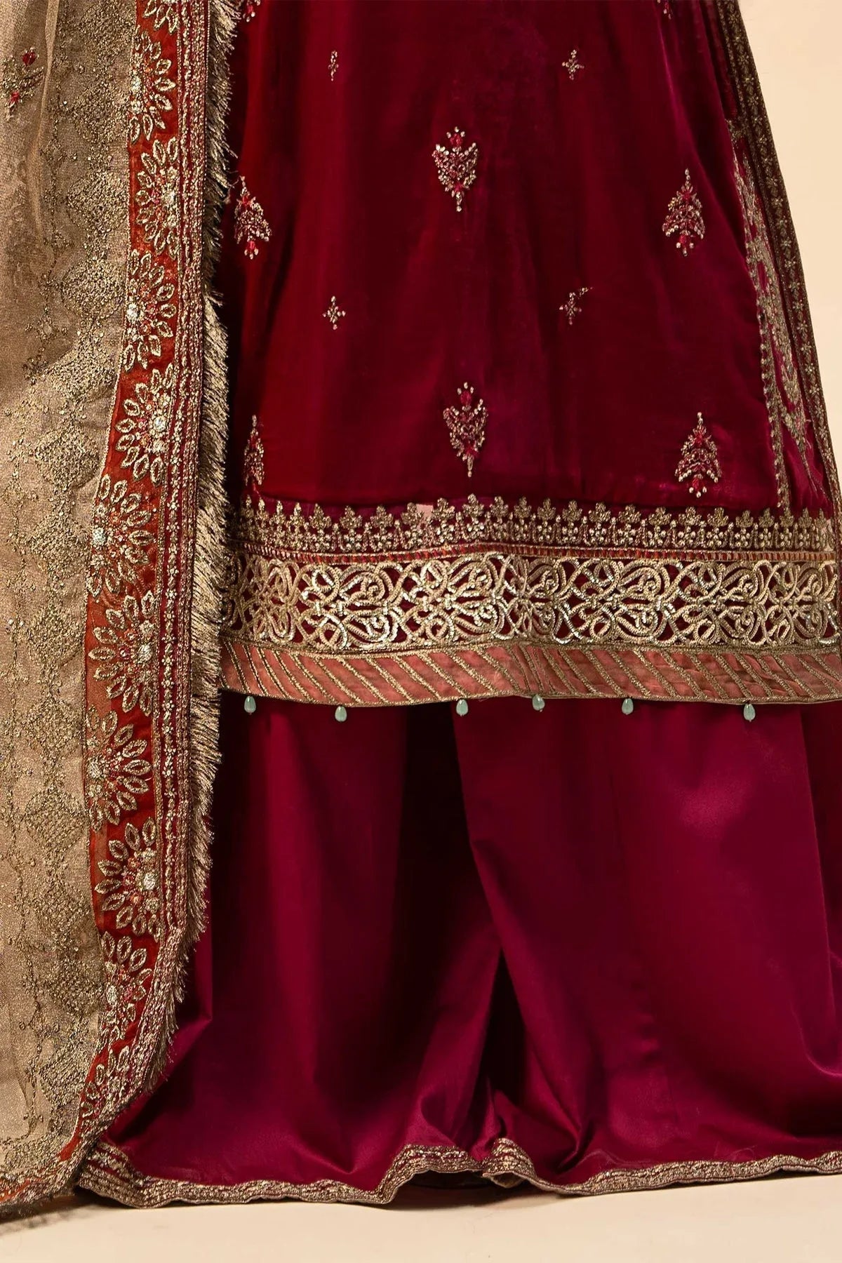 Maria B | Formal Wears | Velvet Suit | SF-W24-29 - Aqsa Fabrics