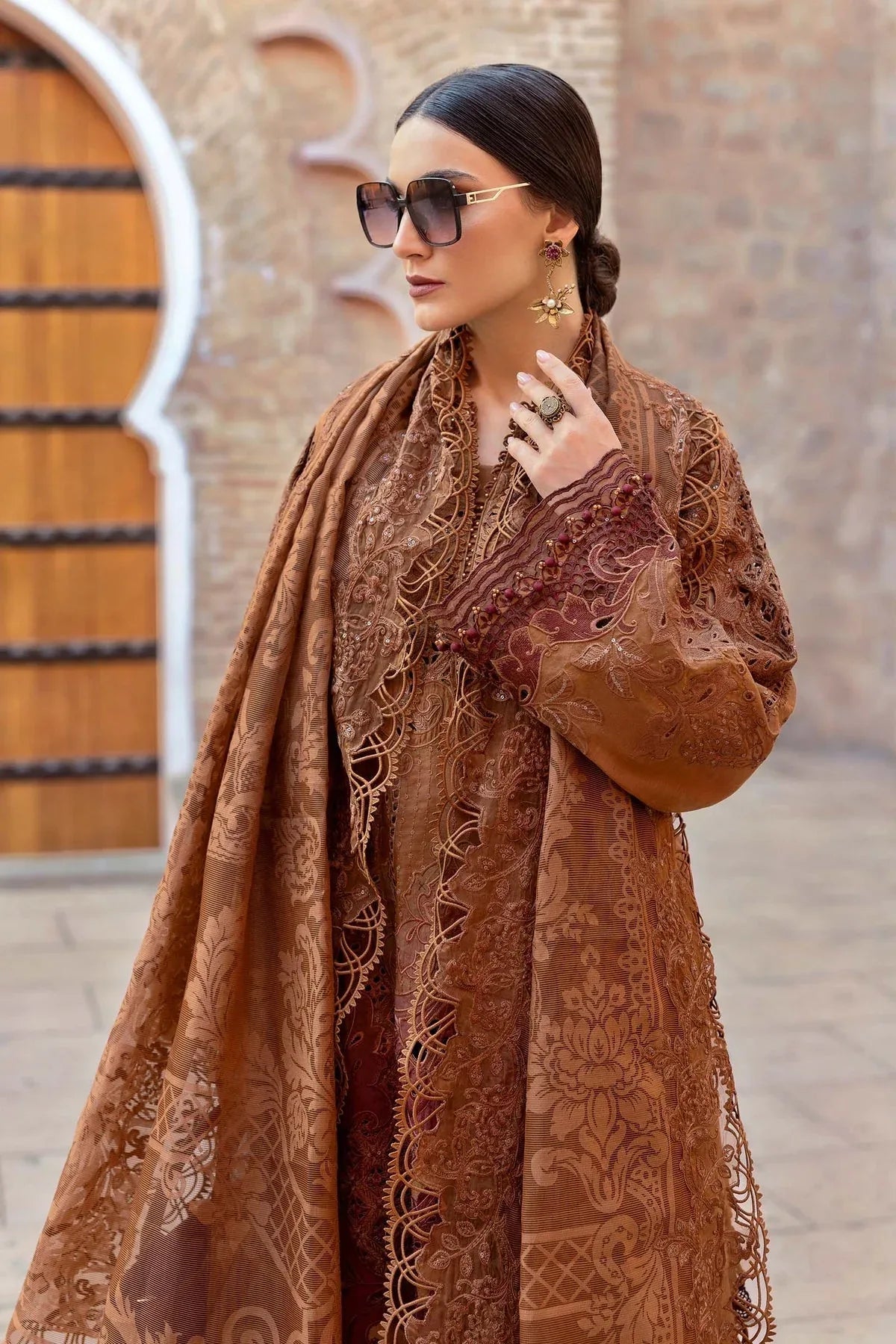 Maria B | Luxury Lawn 25 | D-2501-B - Aqsa Fabrics