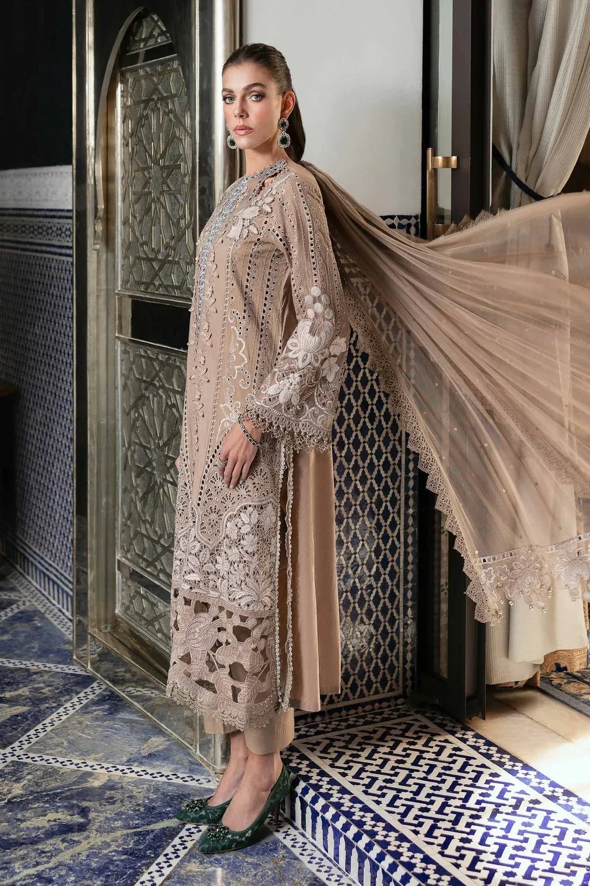 Maria B | Luxury Lawn 25 | D-2502-A - Aqsa Fabrics
