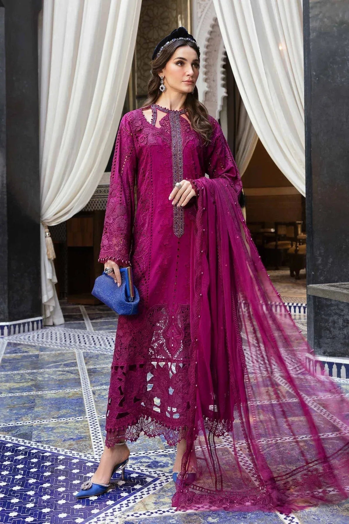 Maria B | Luxury Lawn 25 | D-2502-B - Aqsa Fabrics