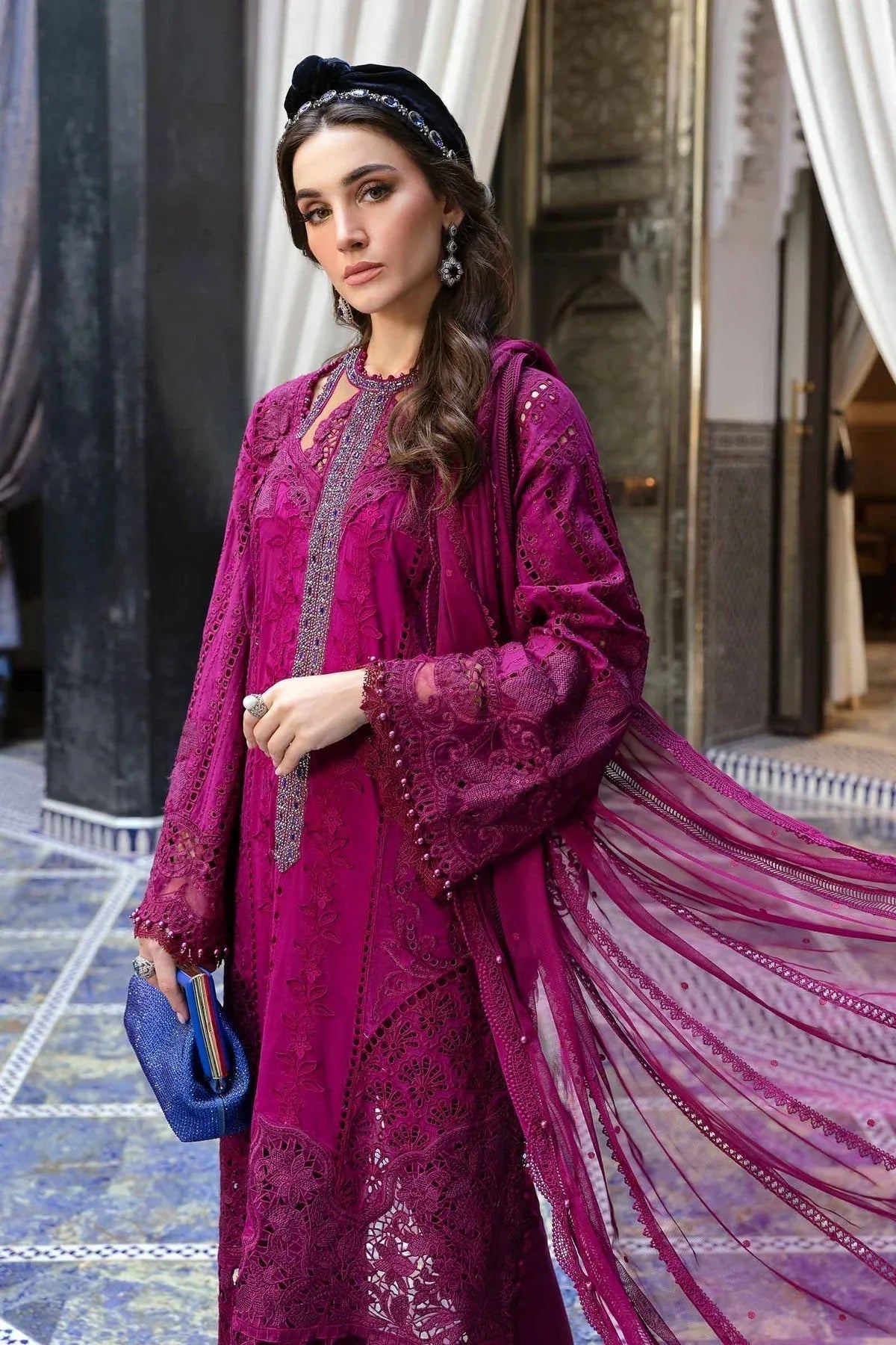 Maria B | Luxury Lawn 25 | D-2502-B - Aqsa Fabrics