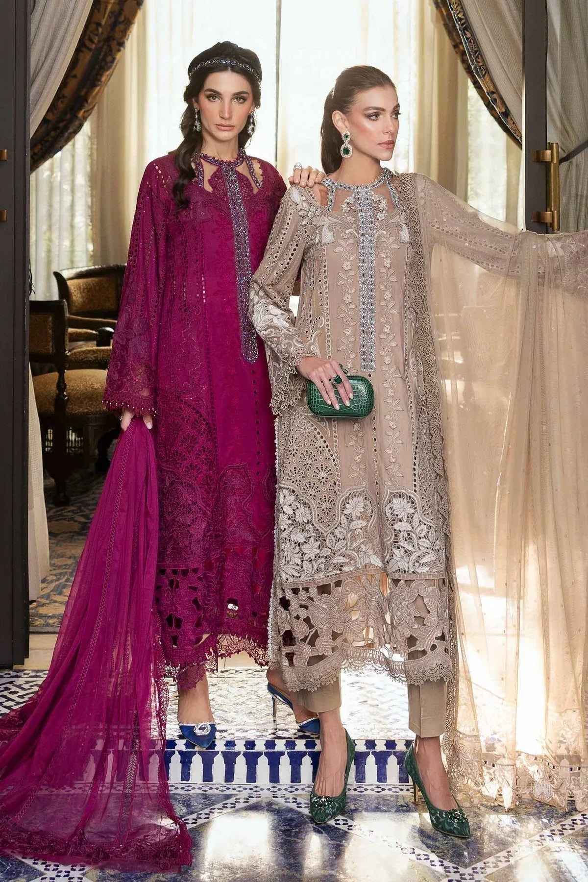 Maria B | Luxury Lawn 25 | D-2502-B - Aqsa Fabrics