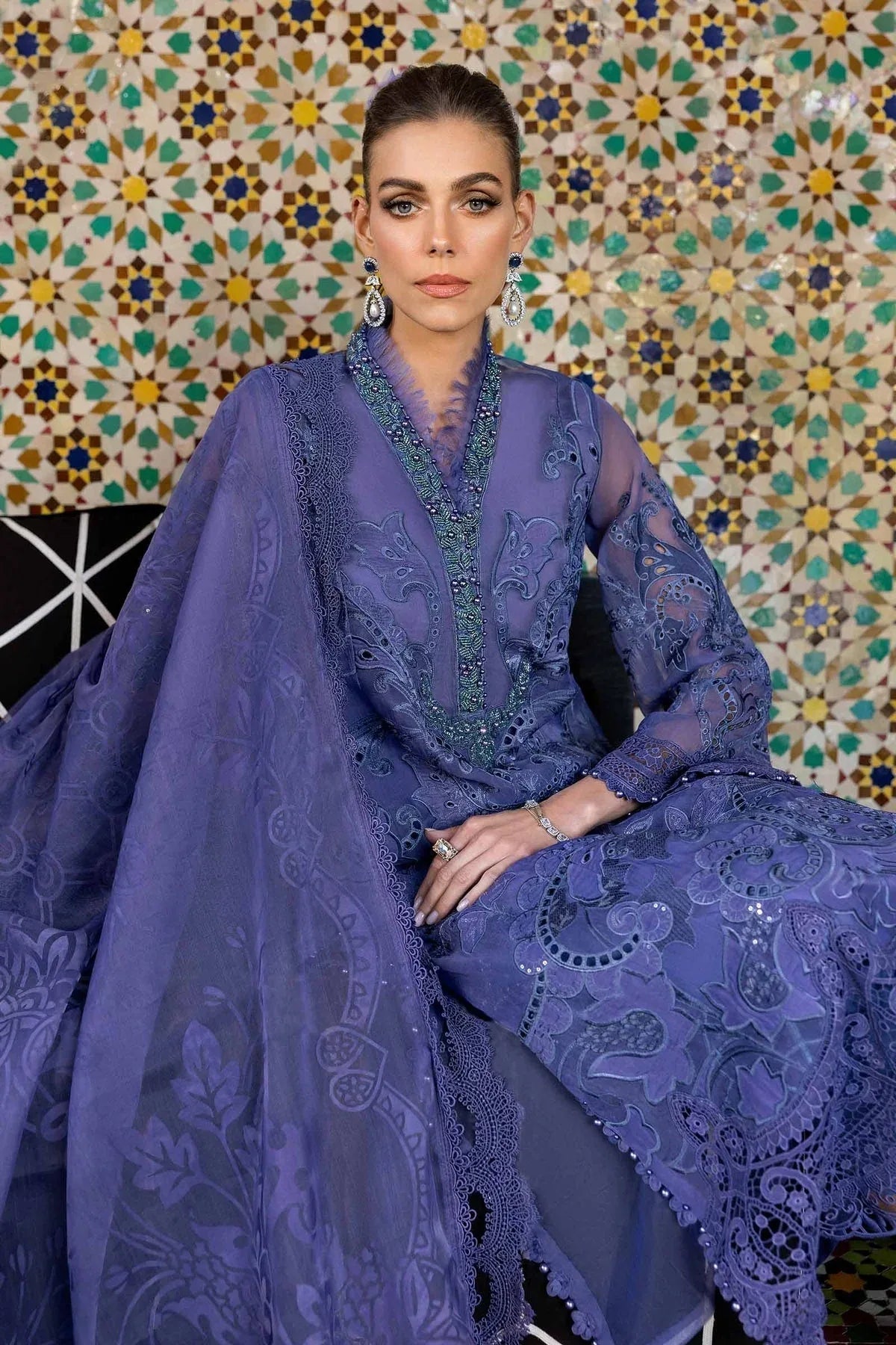 Maria B | Luxury Lawn 25 | D-2506-B - Aqsa Fabrics