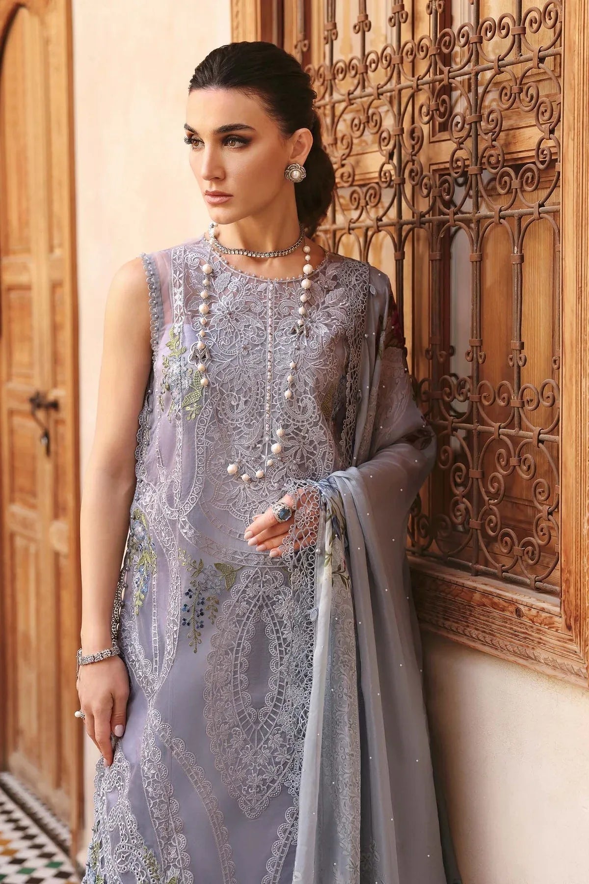 Maria B | Luxury Lawn 25 | D-2509-B - Aqsa Fabrics