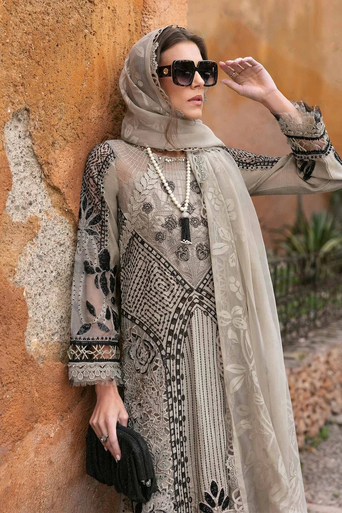 Maria B | Luxury Lawn 25 | D-2510-B - Aqsa Fabrics