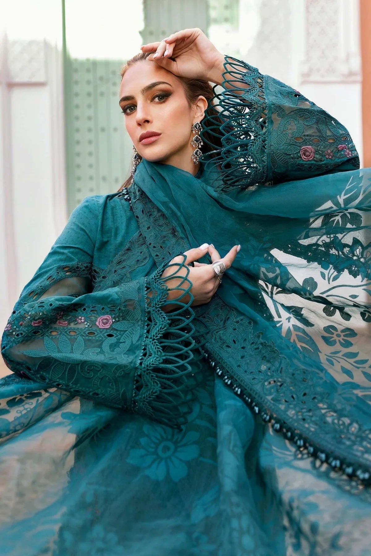 Maria B | Luxury Lawn 25 | D-2513-B - Aqsa Fabrics