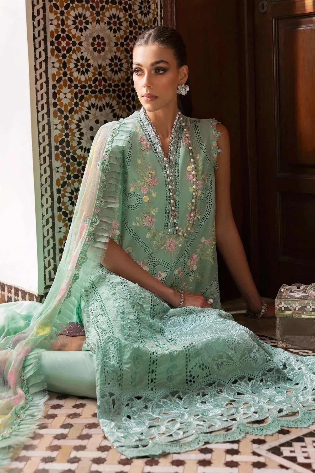 Maria B | Luxury Lawn 25 | D-2514-A - Aqsa Fabrics