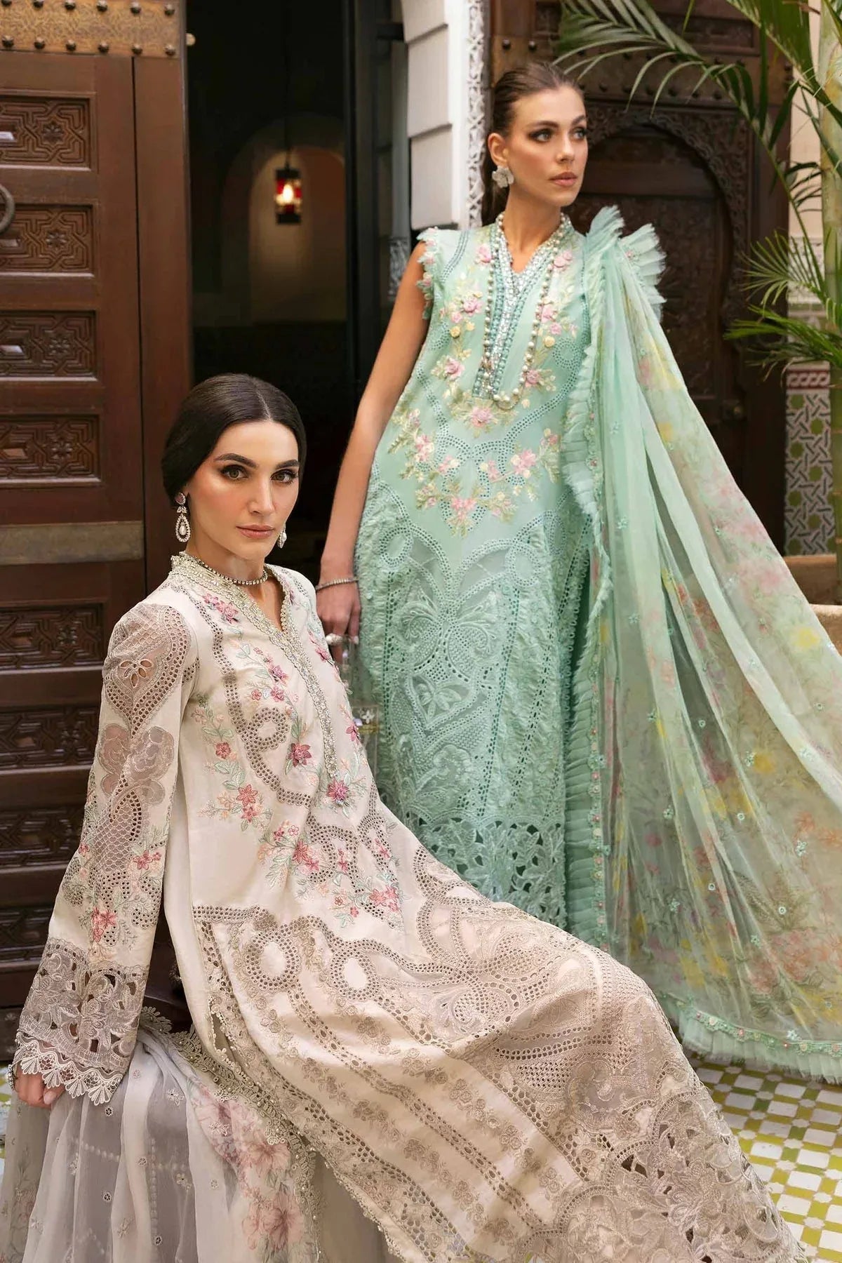 Maria B | Luxury Lawn 25 | D-2514-B - Aqsa Fabrics