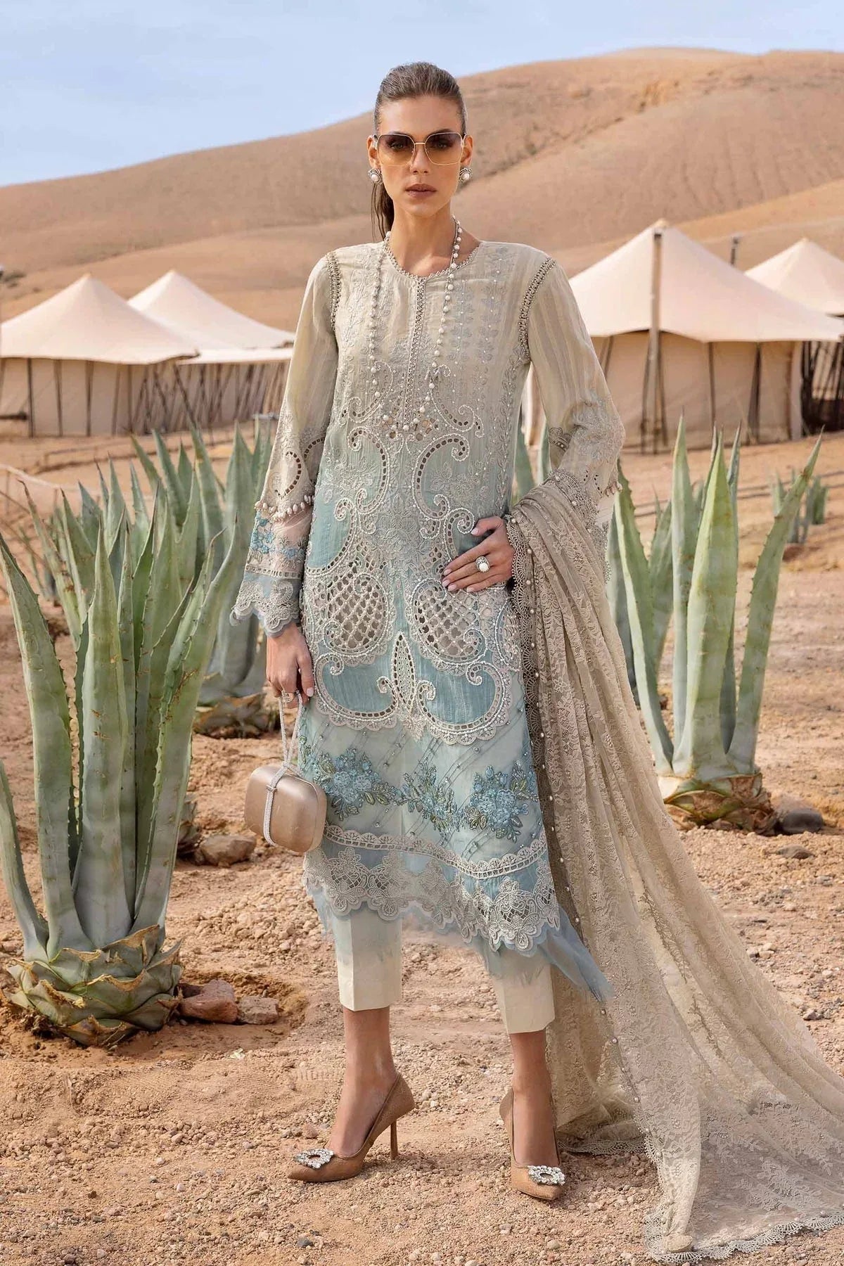 Maria B | Luxury Lawn 25 | D-2515-B - Aqsa Fabrics