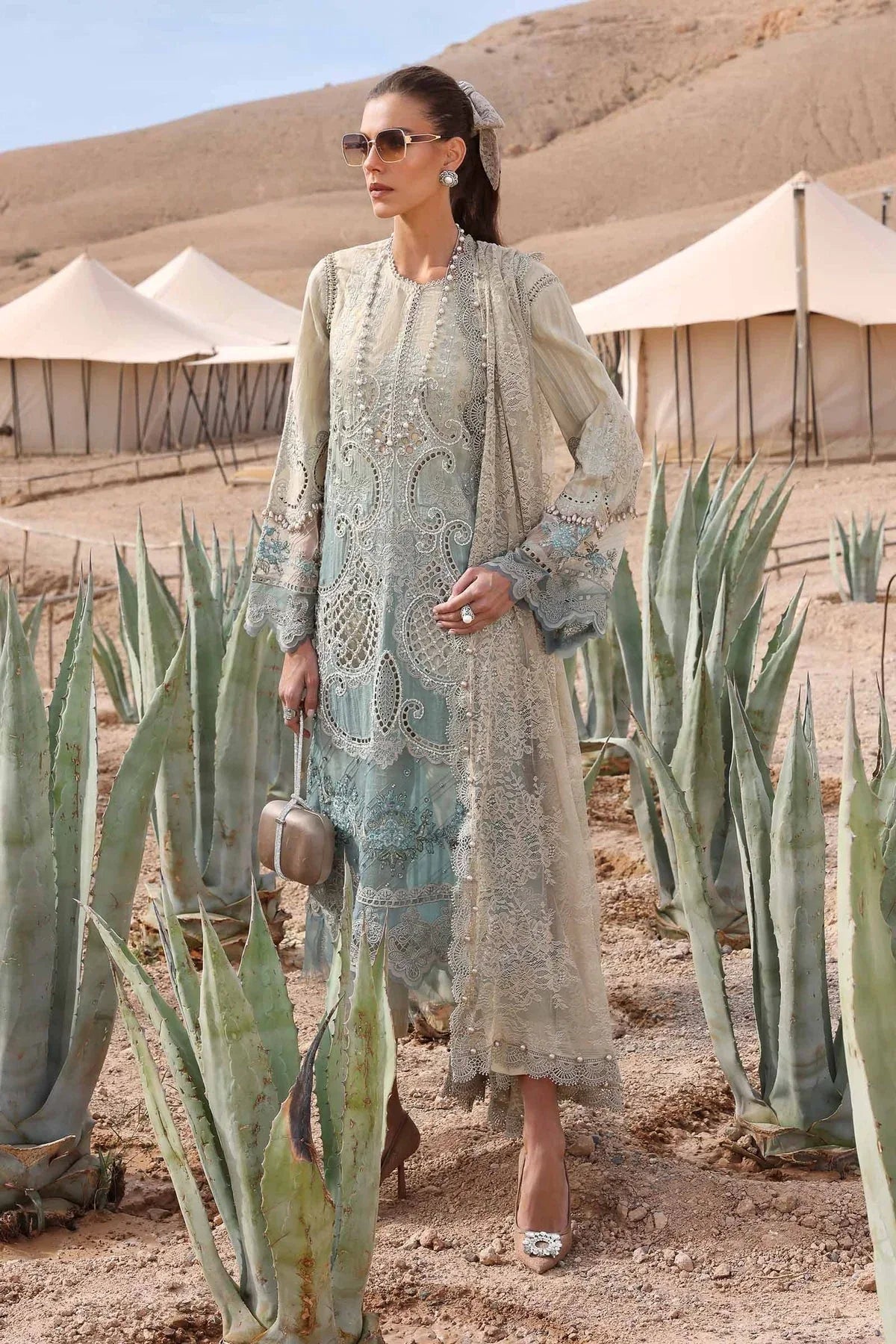Maria B | Luxury Lawn 25 | D-2515-B - Aqsa Fabrics
