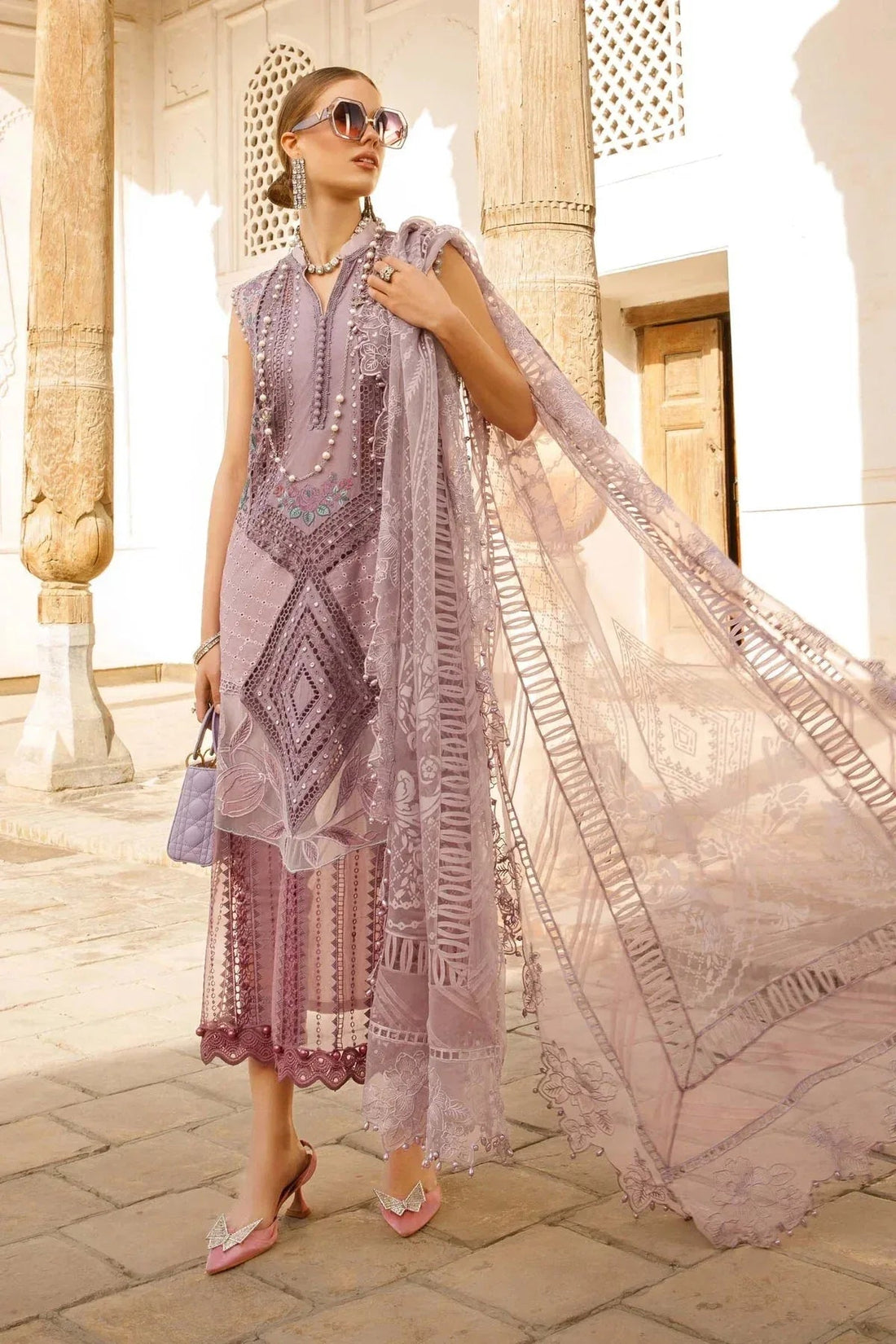 Maria B | Luxury Lawn |  D-2301-A - Aqsa Fabrics