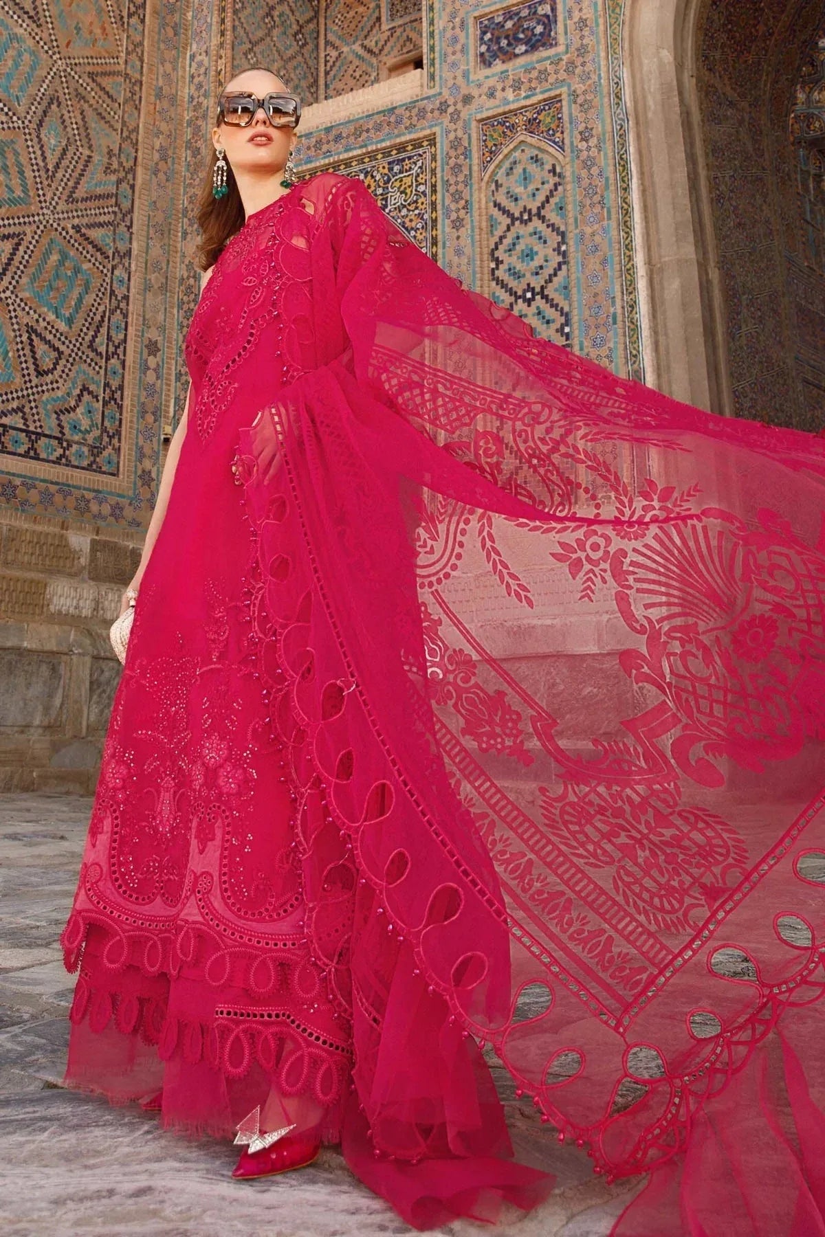 Maria B | Luxury Lawn | D-2303-A - Aqsa Fabrics