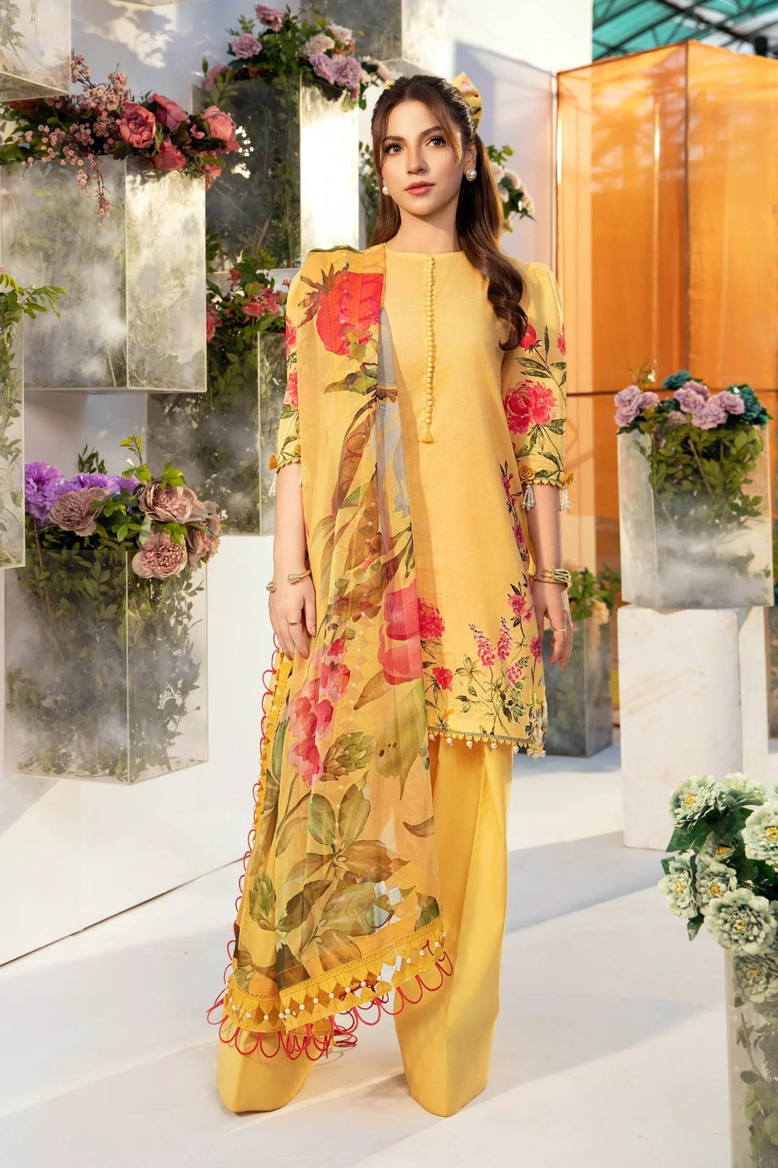 Maria B | M Basic Summer Lawn 25 | MB-CUS25-701A - Aqsa Fabrics