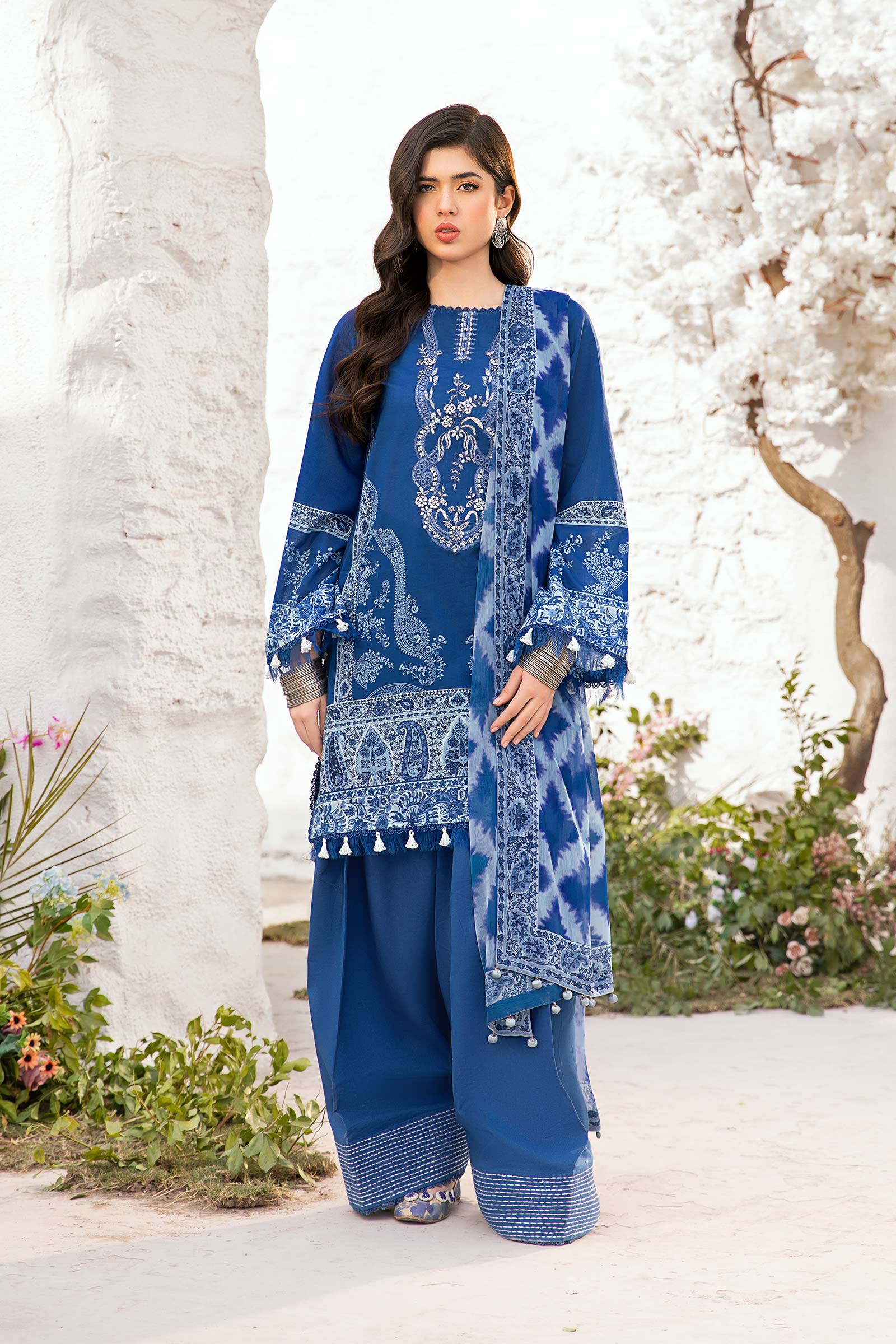 Maria B | M Basic Summer Lawn 25 | MB-CUS25-703B - Aqsa Fabrics
