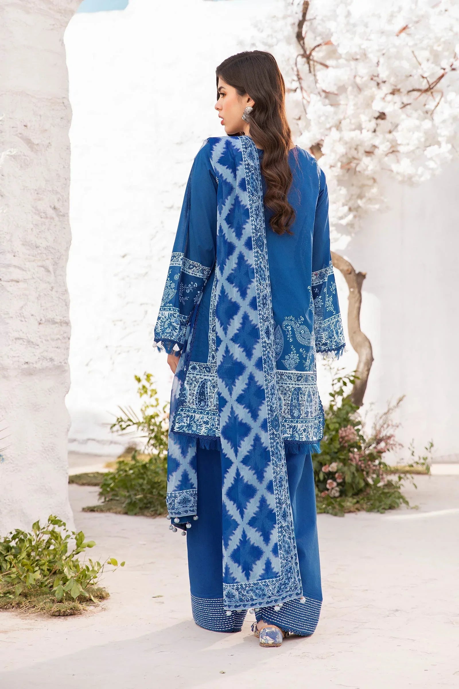 Maria B | M Basic Summer Lawn 25 | MB-CUS25-703B - Aqsa Fabrics