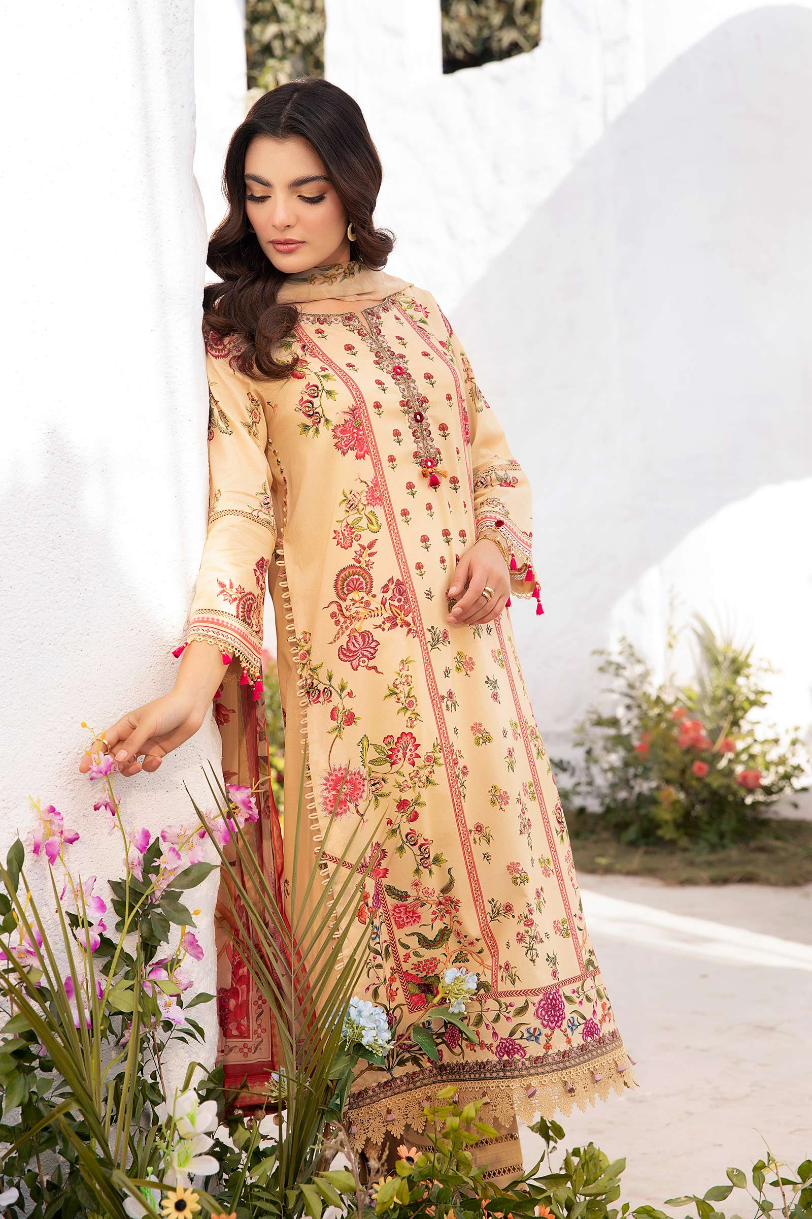 Maria B | M Basic Summer Lawn 25 | MB-CUS25-705A - Aqsa Fabrics