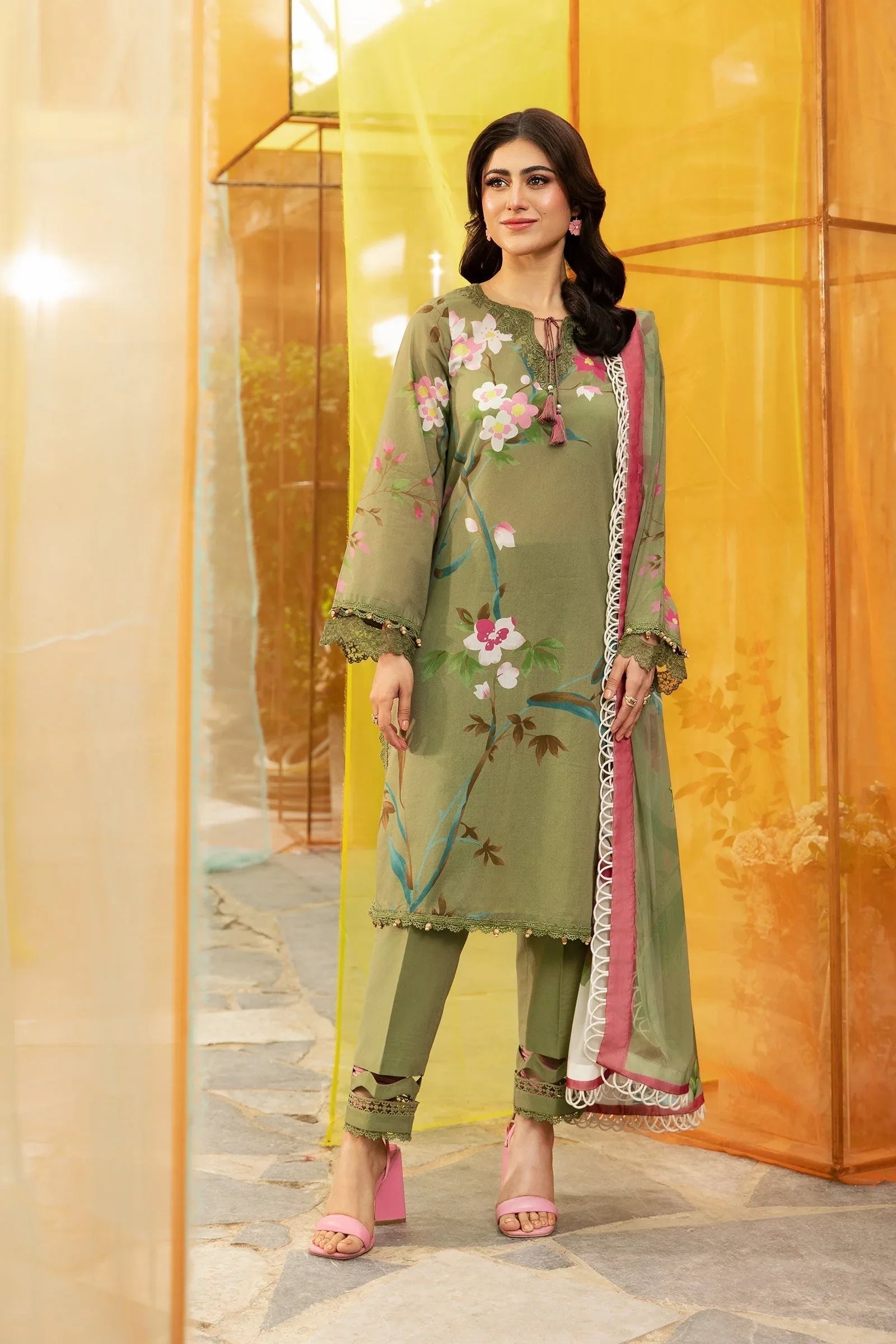 Maria B | M Basic Summer Lawn 25 | MB-CUS25-707A - Aqsa Fabrics